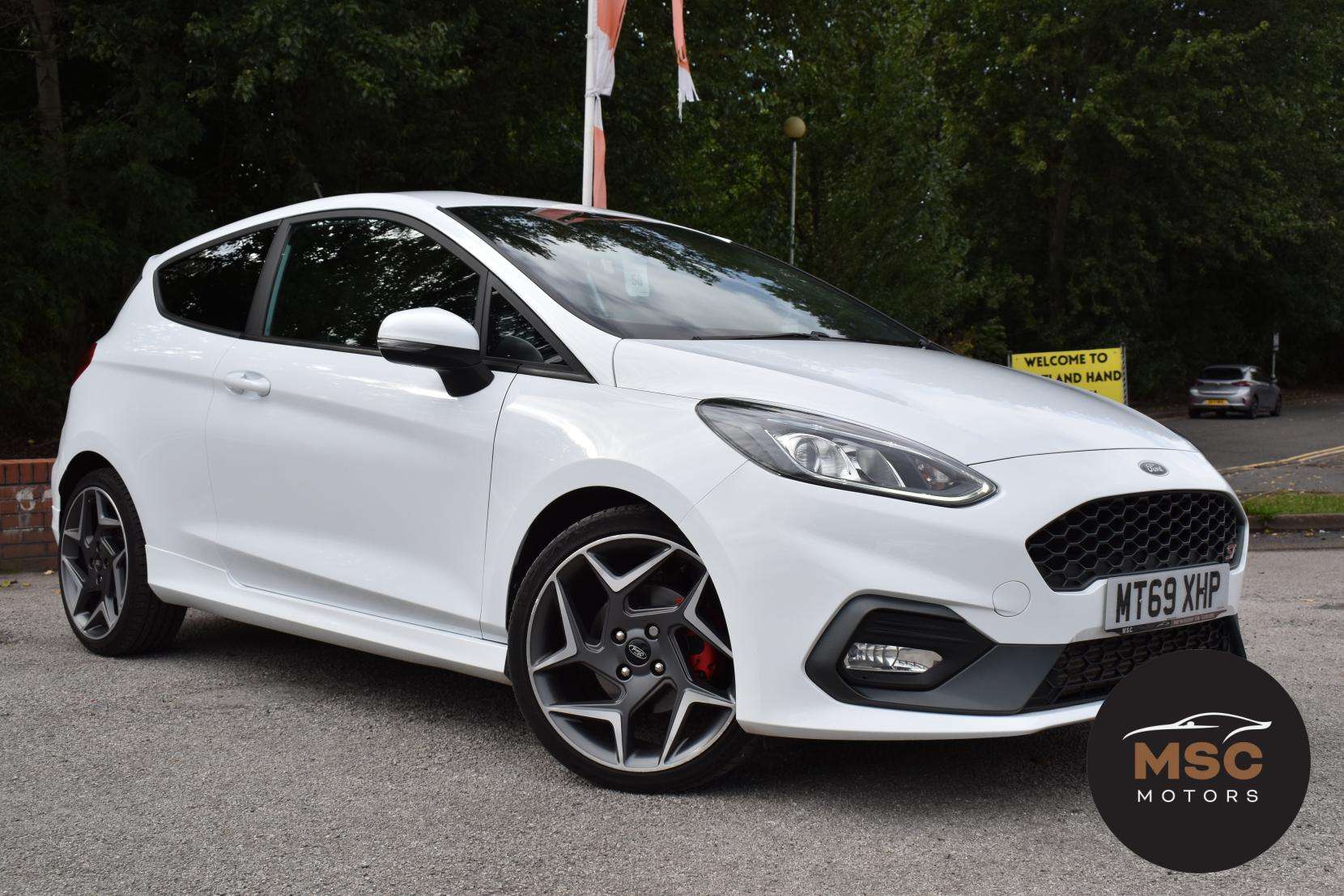 A 2019 FORD FIESTA 1.5T EcoBoost ST-3 Hatchback 3dr Petrol Manual Euro 6 (s/s) (200 ps) A 2019 FORD FIESTA 1.5T EcoBoost ST-3 Hatchback 3dr Petrol Manual Euro 6 (s/s) (200 ps)