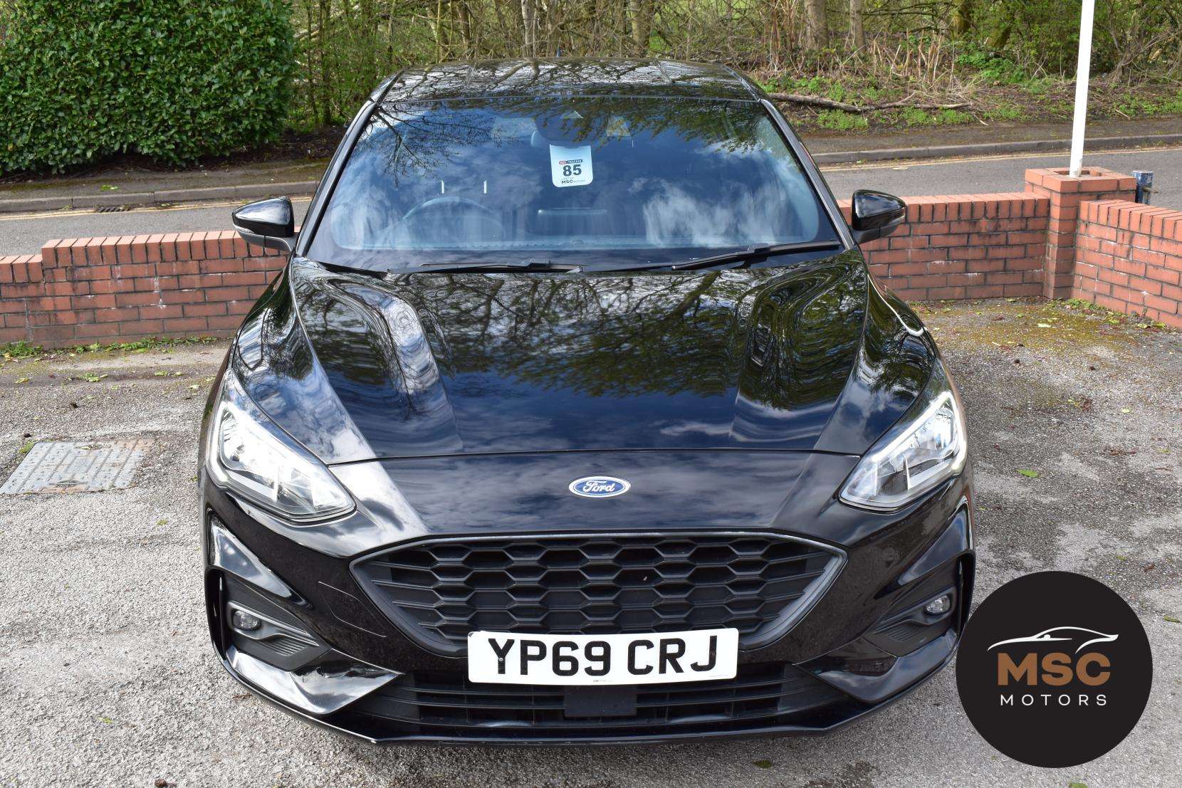 A 2019 FORD FOCUS 1.0T EcoBoost ST-Line Hatchback 5dr Petrol Manual Euro 6 (s/s) (125 ps) A 2019 FORD FOCUS 1.0T EcoBoost ST-Line Hatchback 5dr Petrol Manual Euro 6 (s/s) (125 ps)