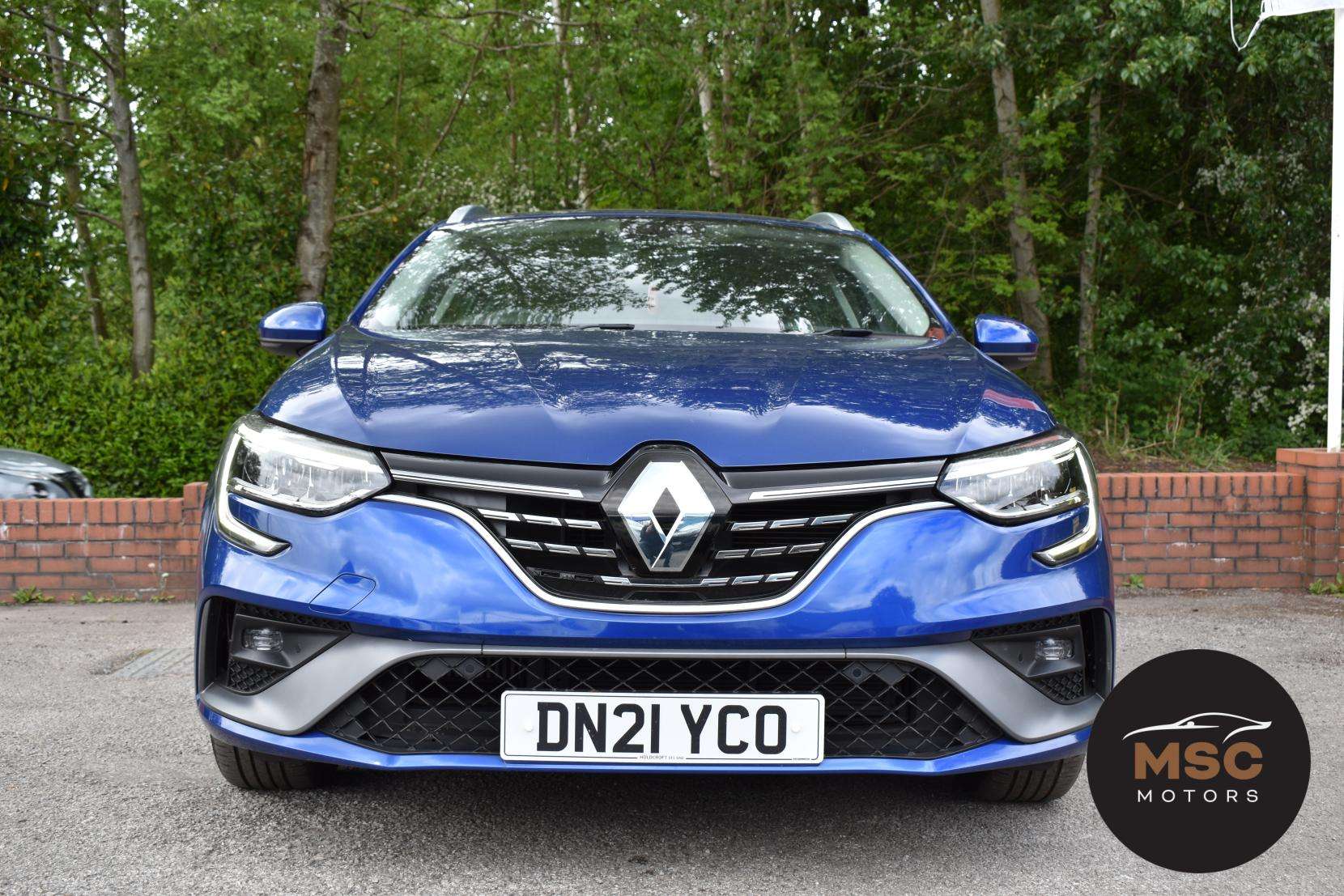A 2021 RENAULT MEGANE 1.3 TCe RS Line Sport Tourer 5dr Petrol Manual Euro 6 (s/s) (140 ps) A 2021 RENAULT MEGANE 1.3 TCe RS Line Sport Tourer 5dr Petrol Manual Euro 6 (s/s) (140 ps)