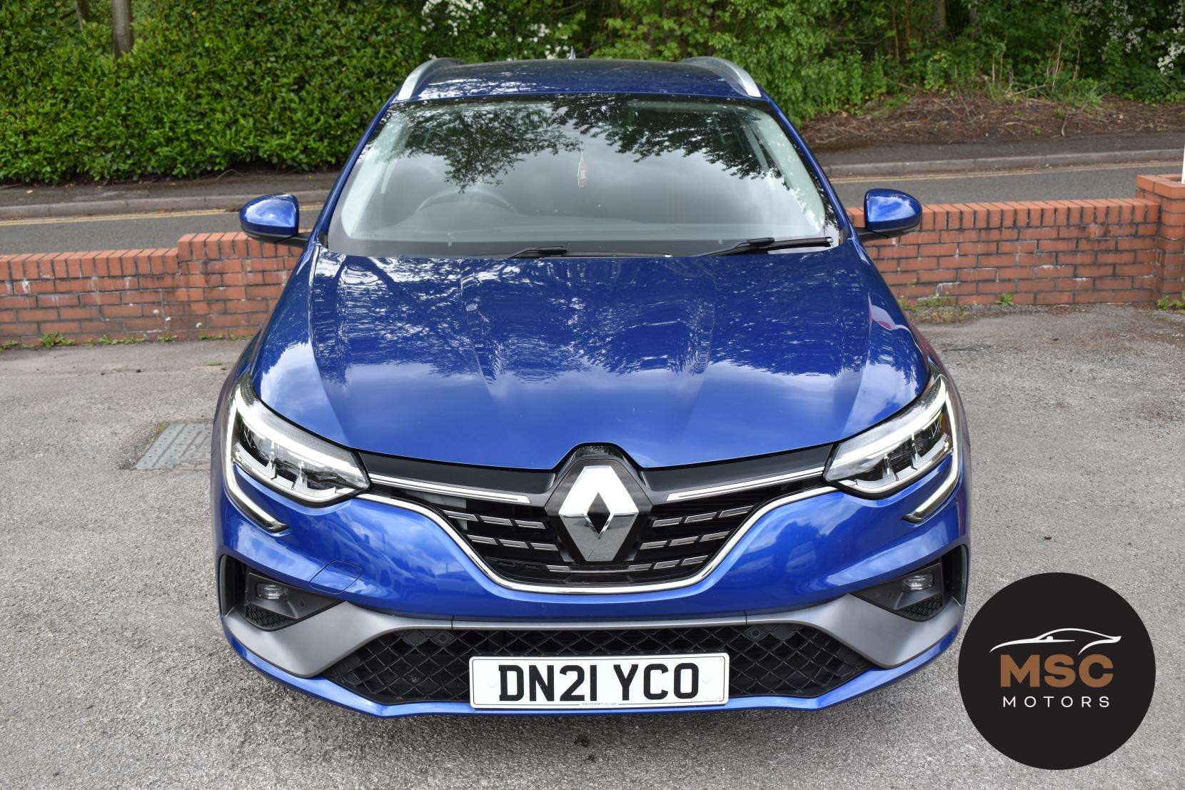 A 2021 RENAULT MEGANE 1.3 TCe RS Line Sport Tourer 5dr Petrol Manual Euro 6 (s/s) (140 ps) A 2021 RENAULT MEGANE 1.3 TCe RS Line Sport Tourer 5dr Petrol Manual Euro 6 (s/s) (140 ps)