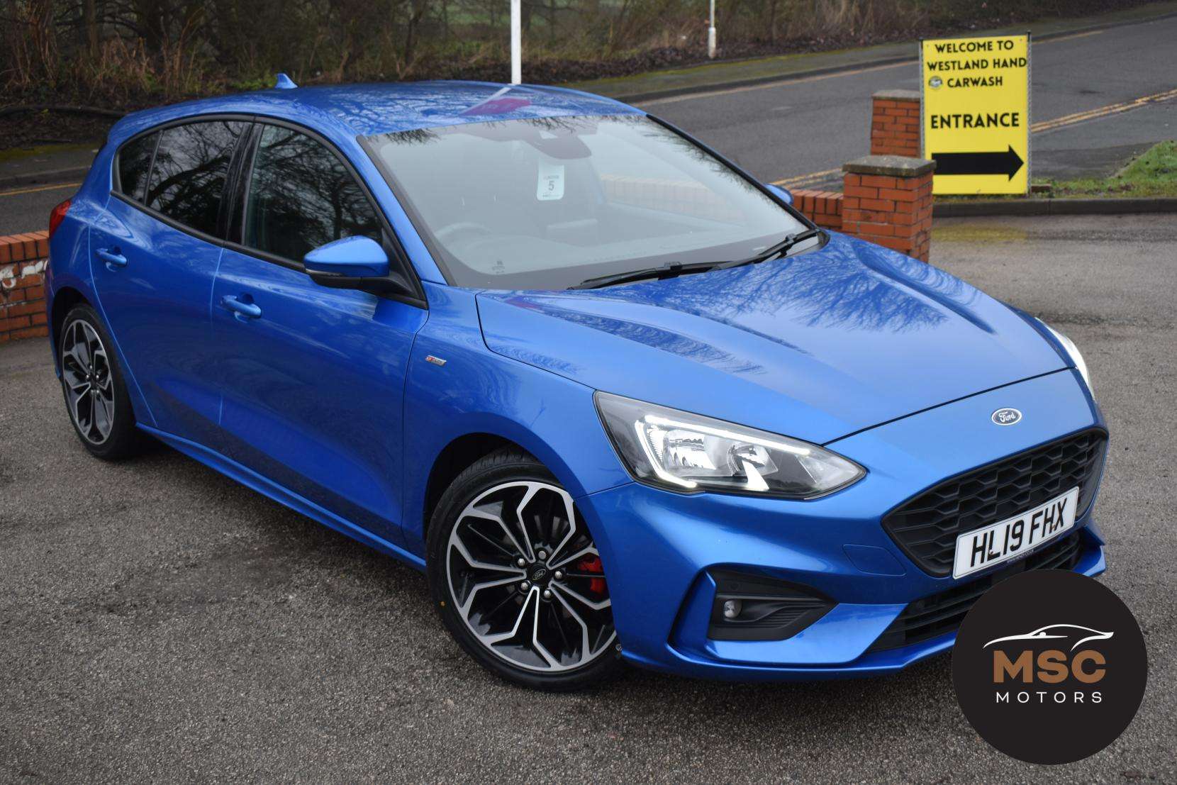 A 2019 FORD FOCUS 1.0T EcoBoost ST-Line X Hatchback 5dr Petrol Manual Euro 6 (s/s) (125 ps) A 2019 FORD FOCUS 1.0T EcoBoost ST-Line X Hatchback 5dr Petrol Manual Euro 6 (s/s) (125 ps)