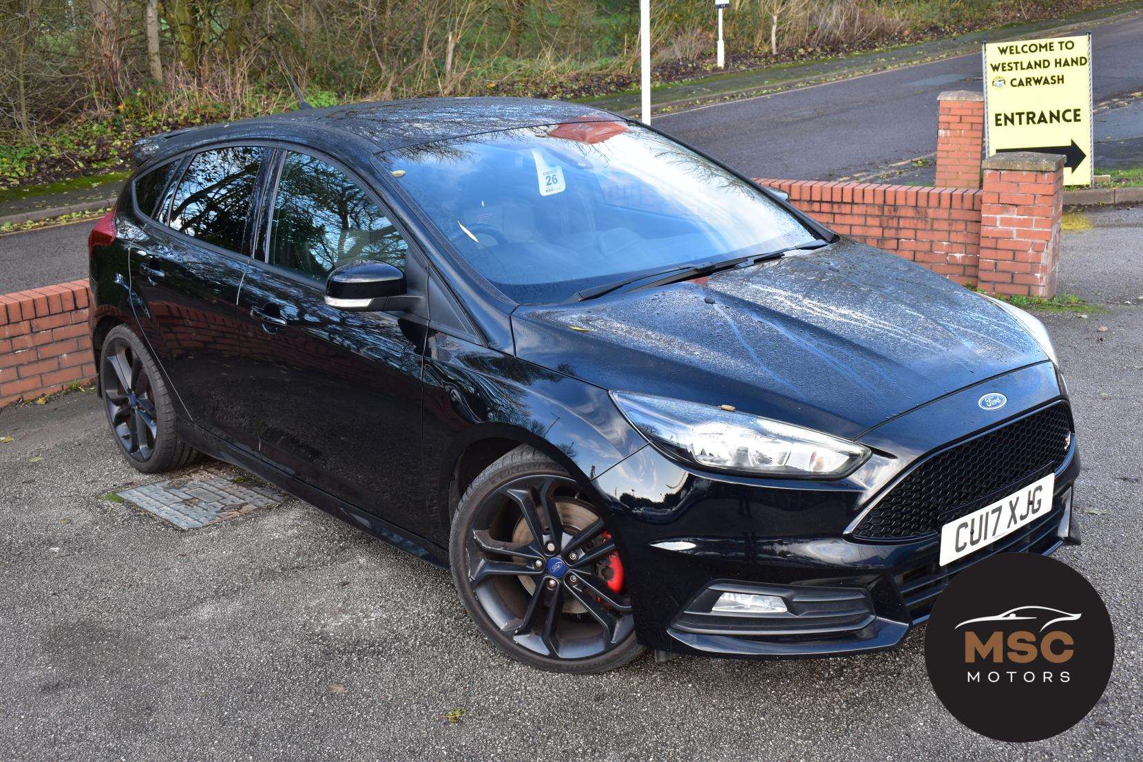 A 2017 FORD FOCUS 2.0T EcoBoost ST-2 Hatchback 5dr Petrol Manual Euro 6 (s/s) (250 ps) A 2017 FORD FOCUS 2.0T EcoBoost ST-2 Hatchback 5dr Petrol Manual Euro 6 (s/s) (250 ps)