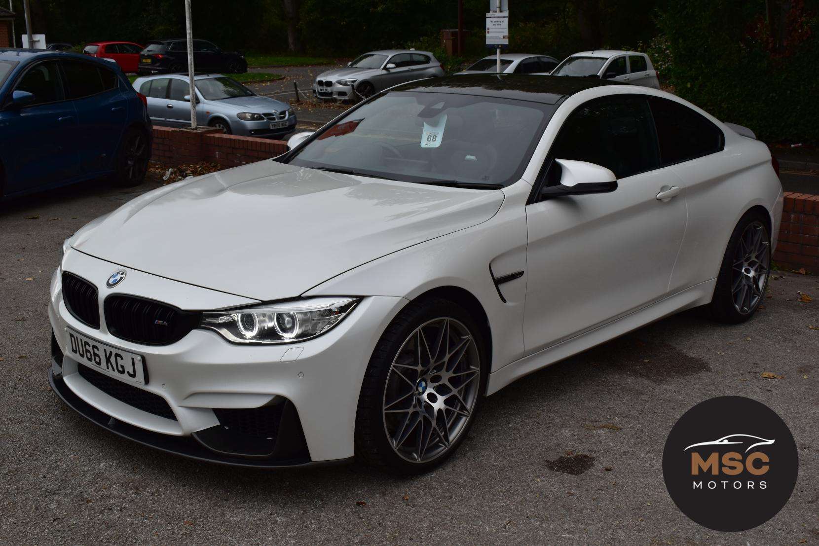 2016 BMW M4 2016 BMW M4
