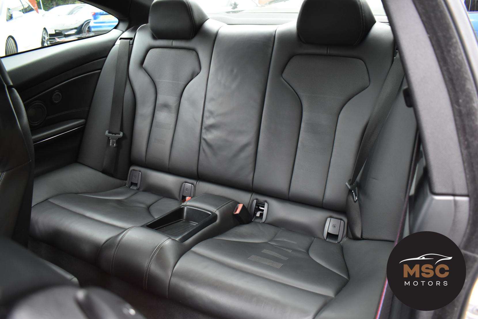 2016 BMW M4 2016 BMW M4