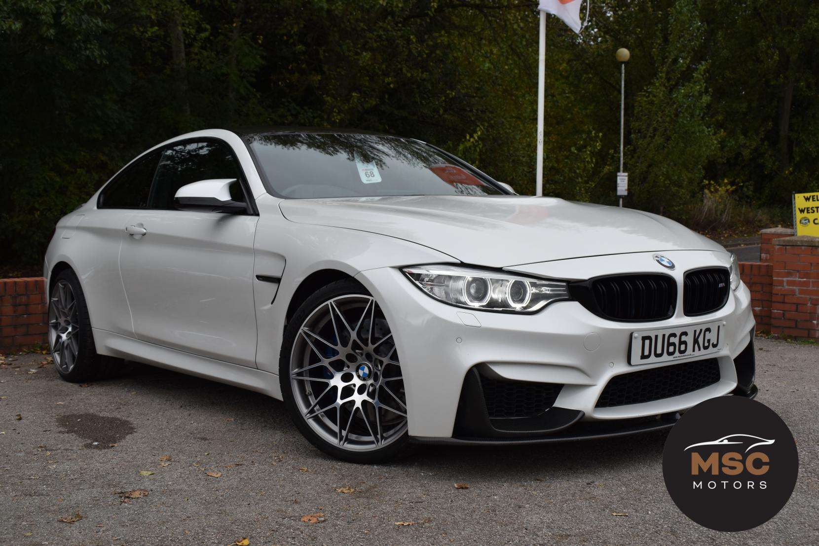 2016 BMW M4 2016 BMW M4