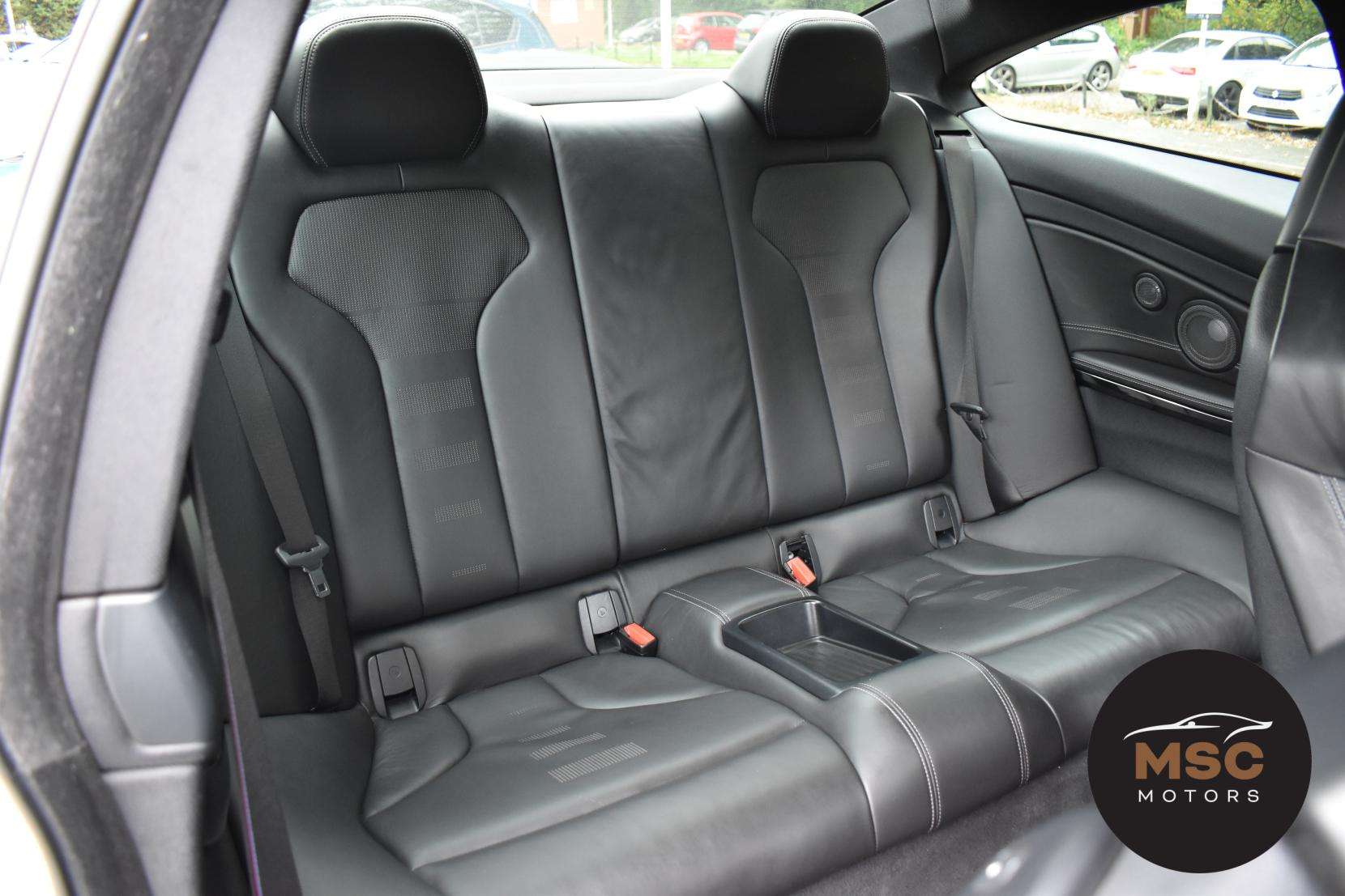 2016 BMW M4 2016 BMW M4