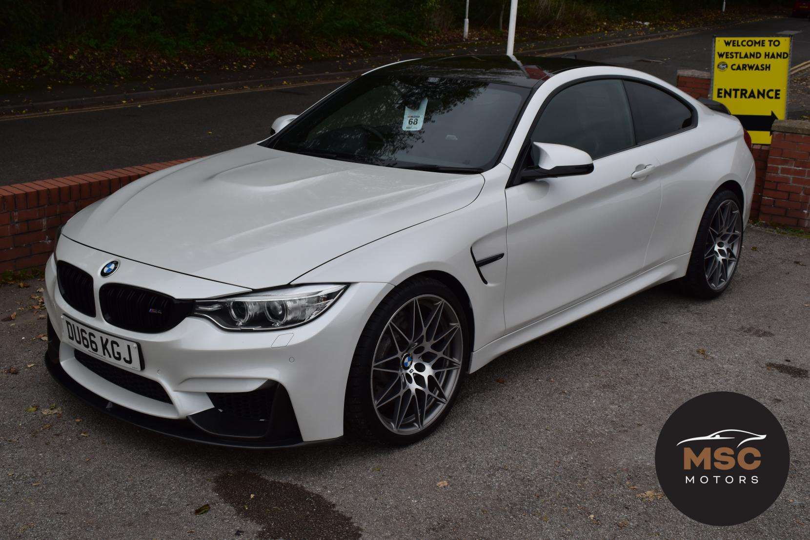 2016 BMW M4 2016 BMW M4
