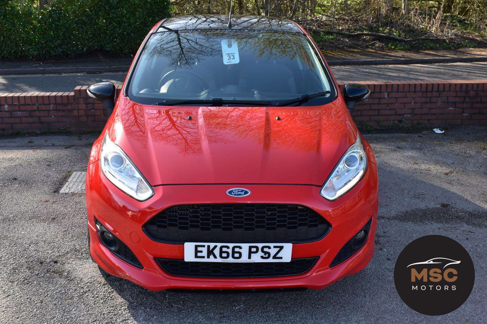 A 2016 FORD FIESTA 1.0T EcoBoost Zetec S Hatchback 3dr Petrol Manual Euro 6 (s/s) (140 ps) A 2016 FORD FIESTA 1.0T EcoBoost Zetec S Hatchback 3dr Petrol Manual Euro 6 (s/s) (140 ps)