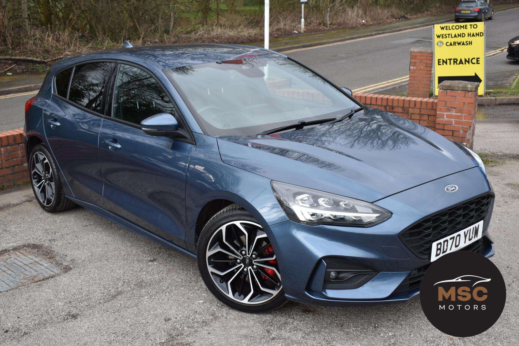 A 2020 FORD FOCUS 1.0T EcoBoost MHEV ST-Line X Edition Hatchback 5dr Petrol Manual Euro 6 (s/s) (125 ps) A 2020 FORD FOCUS 1.0T EcoBoost MHEV ST-Line X Edition Hatchback 5dr Petrol Manual Euro 6 (s/s) (125 ps)
