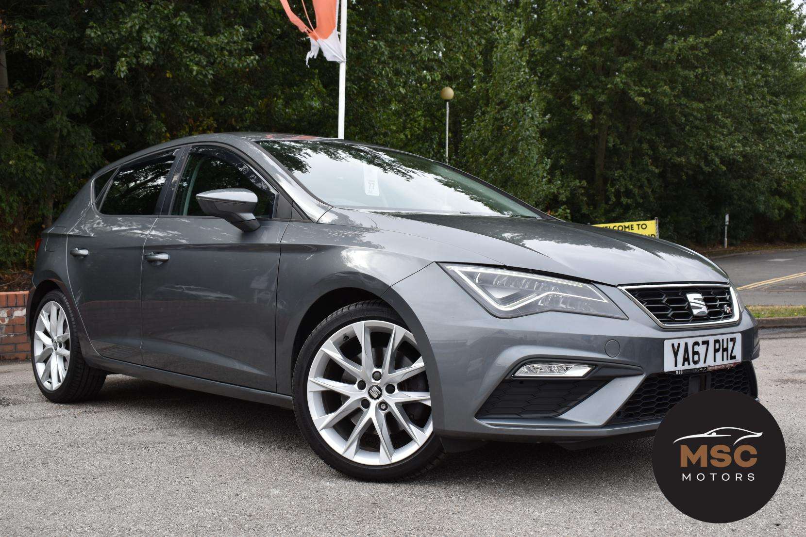 A 2017 SEAT LEON 1.8 TSI FR Technology Hatchback 5dr Petrol Manual Euro 6 (s/s) (180 ps) A 2017 SEAT LEON 1.8 TSI FR Technology Hatchback 5dr Petrol Manual Euro 6 (s/s) (180 ps)