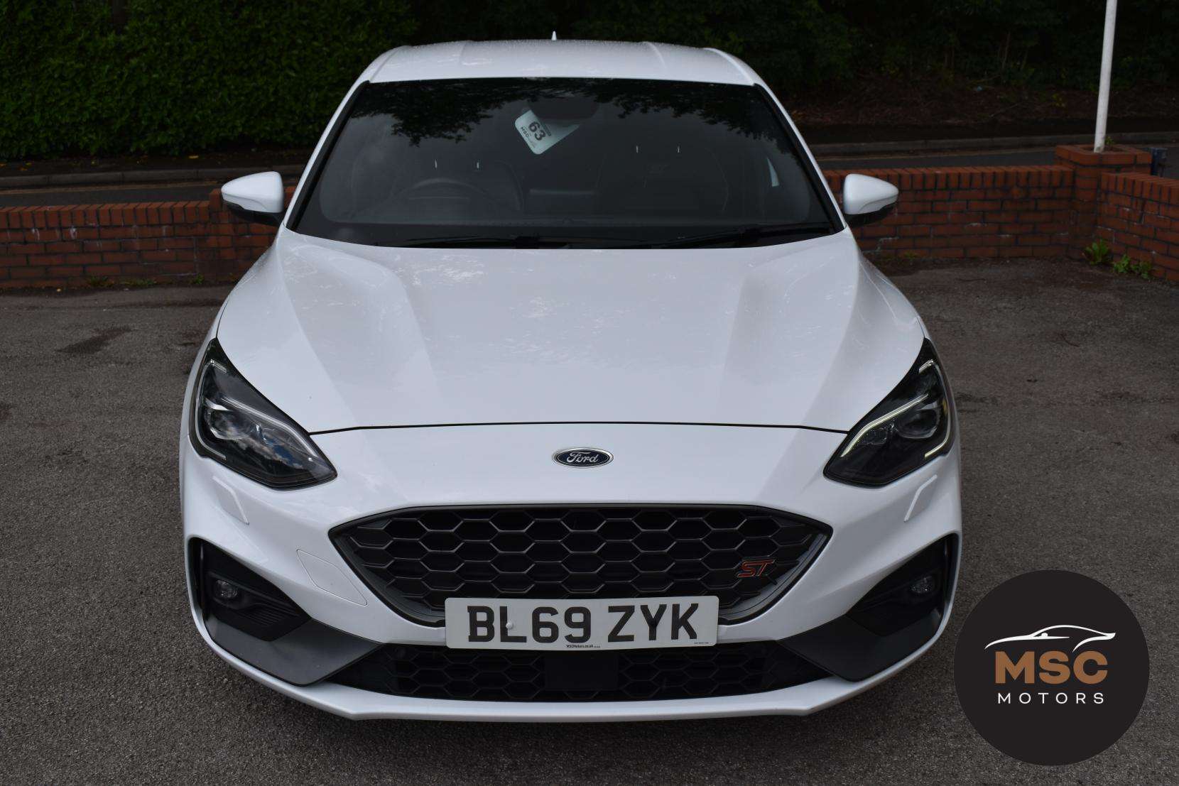 A 2020 FORD FOCUS 2.3T EcoBoost ST Hatchback 5dr Petrol Manual Euro 6 (s/s) (280 ps) A 2020 FORD FOCUS 2.3T EcoBoost ST Hatchback 5dr Petrol Manual Euro 6 (s/s) (280 ps)