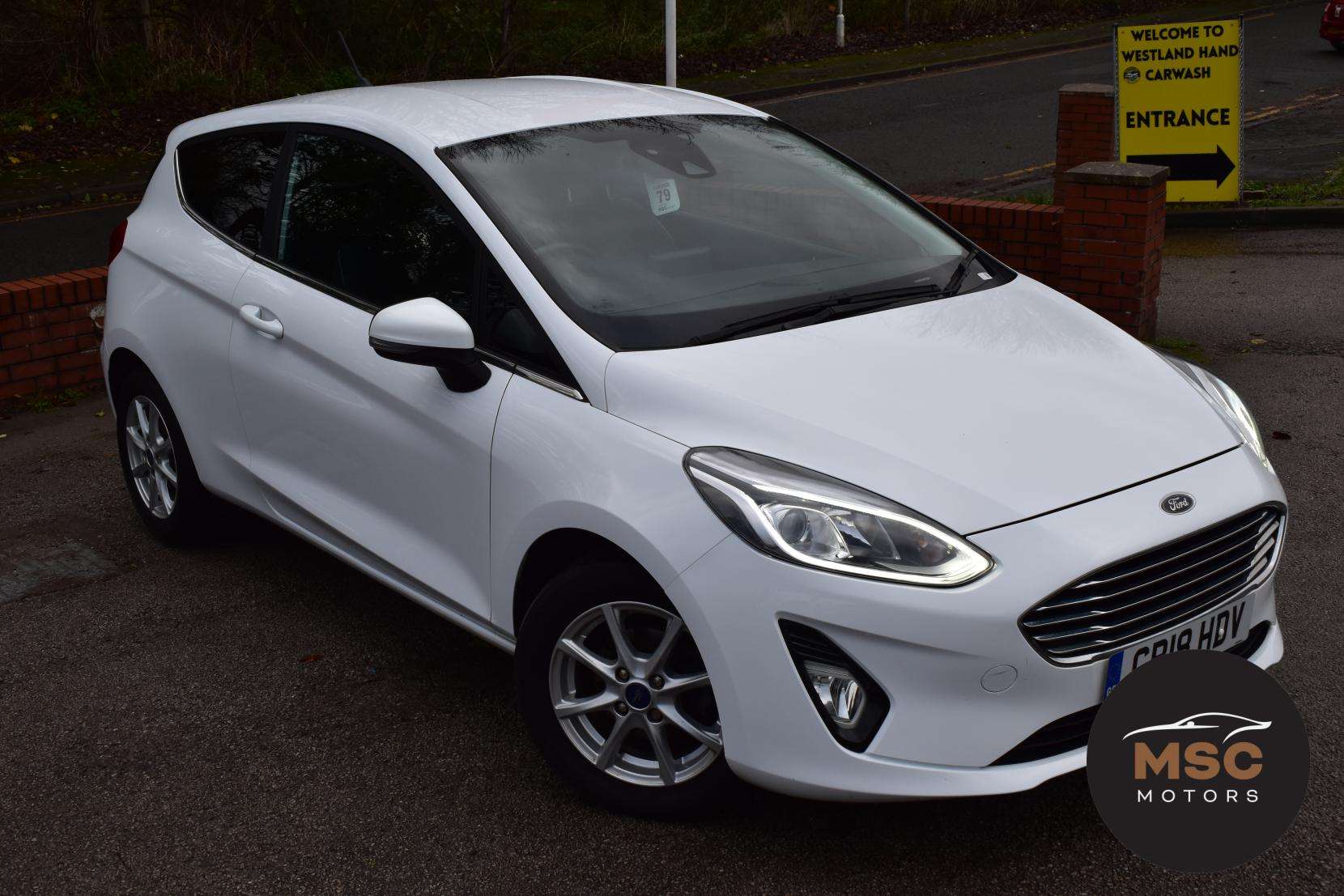 A 2018 FORD FIESTA 1.0T EcoBoost Zetec Hatchback 3dr Petrol Manual Euro 6 (s/s) (100 ps) A 2018 FORD FIESTA 1.0T EcoBoost Zetec Hatchback 3dr Petrol Manual Euro 6 (s/s) (100 ps)