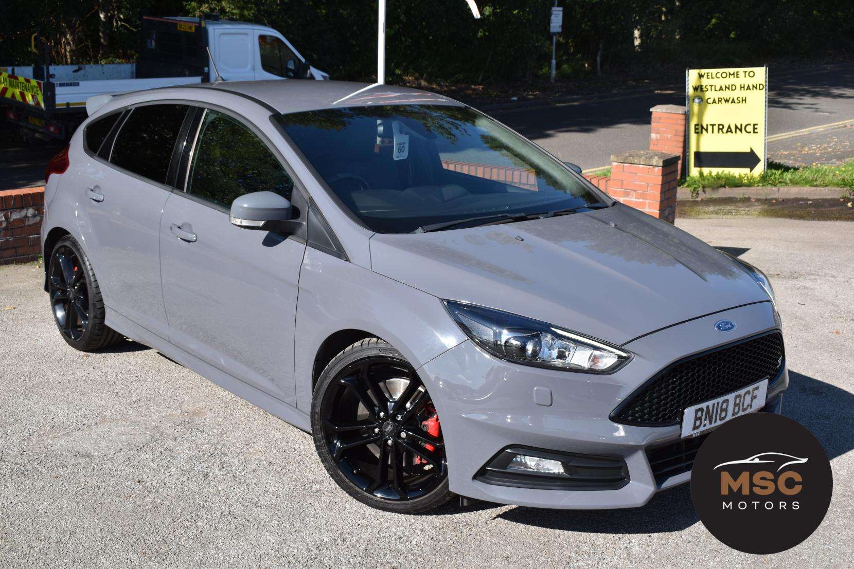 A 2018 FORD FOCUS 2.0T EcoBoost ST-3 Hatchback 5dr Petrol Manual Euro 6 (s/s) (250 ps) A 2018 FORD FOCUS 2.0T EcoBoost ST-3 Hatchback 5dr Petrol Manual Euro 6 (s/s) (250 ps)