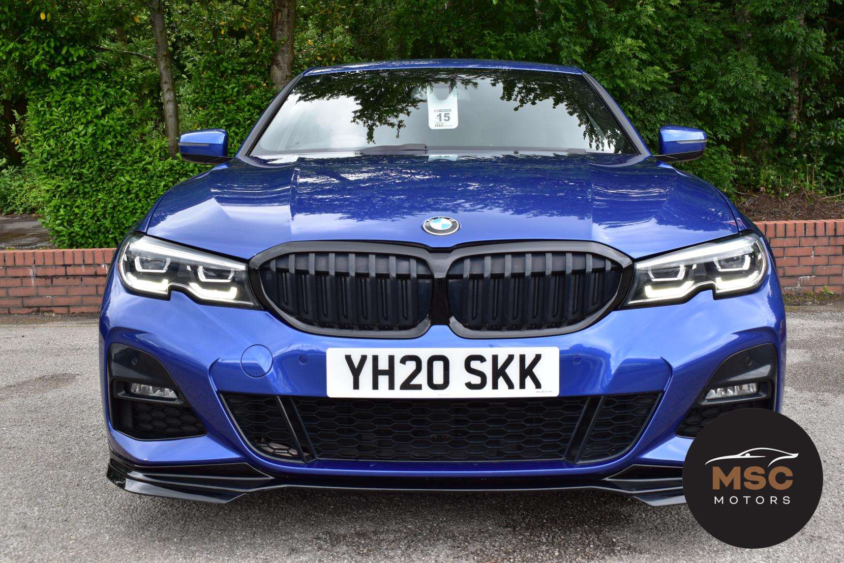 A 2020 BMW 3 SERIES 2.0 320i M Sport Saloon 4dr Petrol Auto Euro 6 (s/s) (184 ps) A 2020 BMW 3 SERIES 2.0 320i M Sport Saloon 4dr Petrol Auto Euro 6 (s/s) (184 ps)