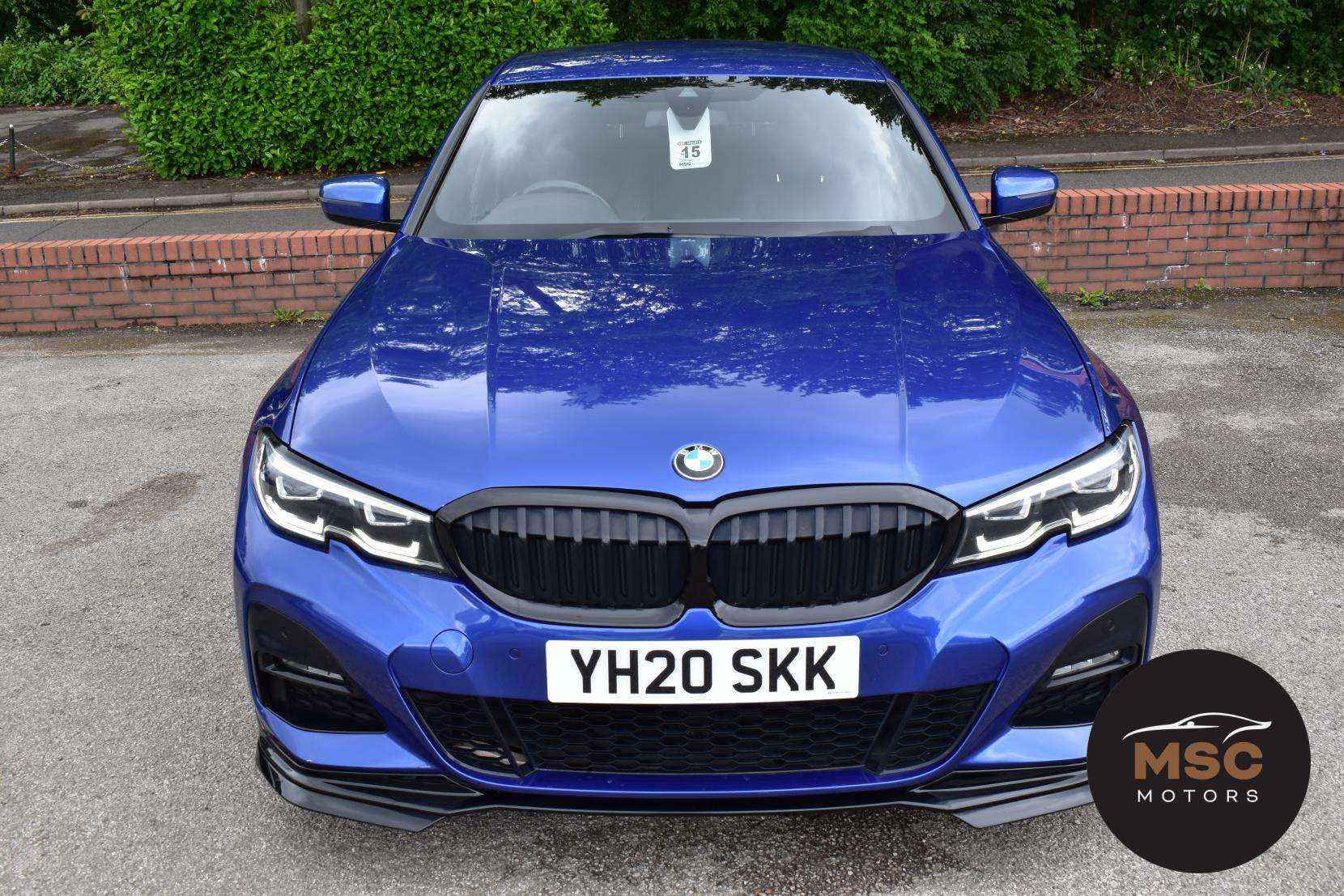 A 2020 BMW 3 SERIES 2.0 320i M Sport Saloon 4dr Petrol Auto Euro 6 (s/s) (184 ps) A 2020 BMW 3 SERIES 2.0 320i M Sport Saloon 4dr Petrol Auto Euro 6 (s/s) (184 ps)
