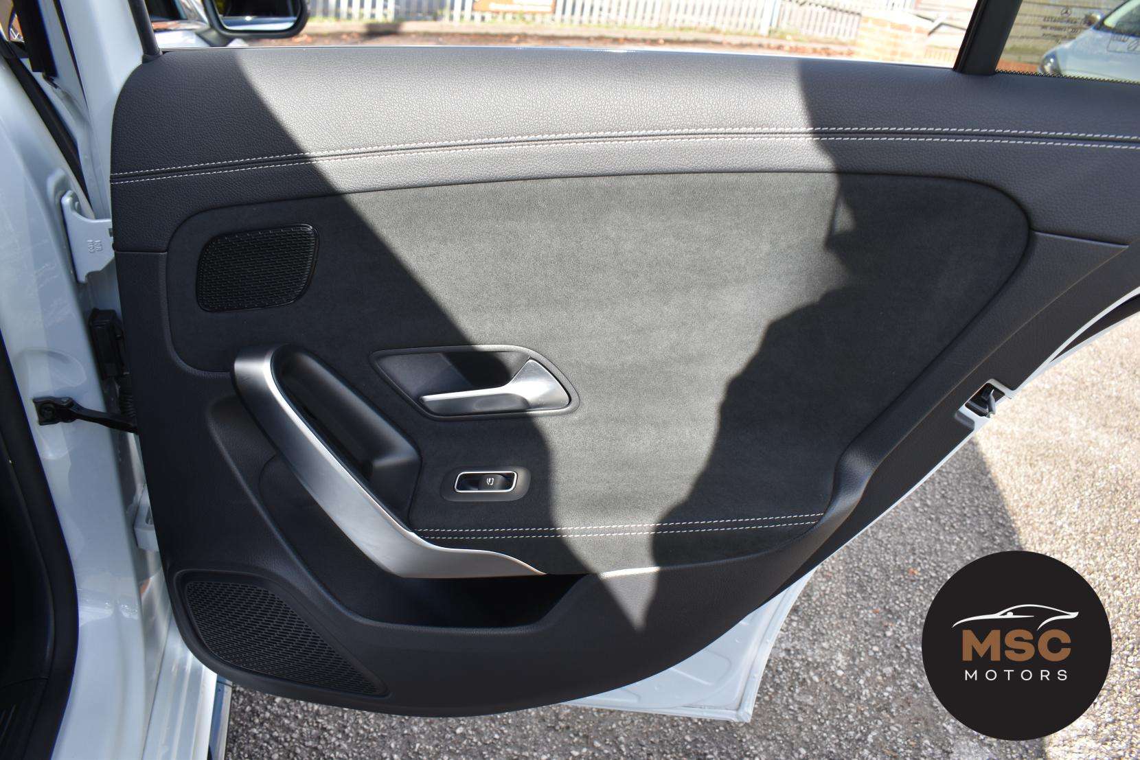 2021 MERCEDES-BENZ A CLASS 2021 MERCEDES-BENZ A CLASS