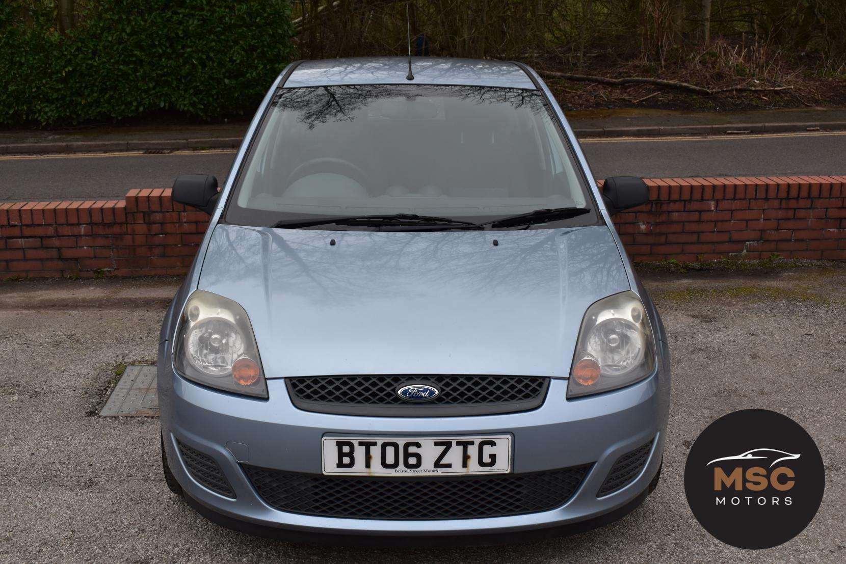 A 2006 FORD FIESTA 1.4 Style Climate Hatchback 5dr Petrol Manual (147 g/km, 79 bhp) A 2006 FORD FIESTA 1.4 Style Climate Hatchback 5dr Petrol Manual (147 g/km, 79 bhp)