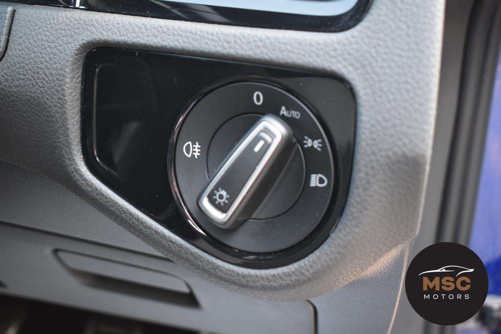2016 VOLKSWAGEN GOLF 2016 VOLKSWAGEN GOLF