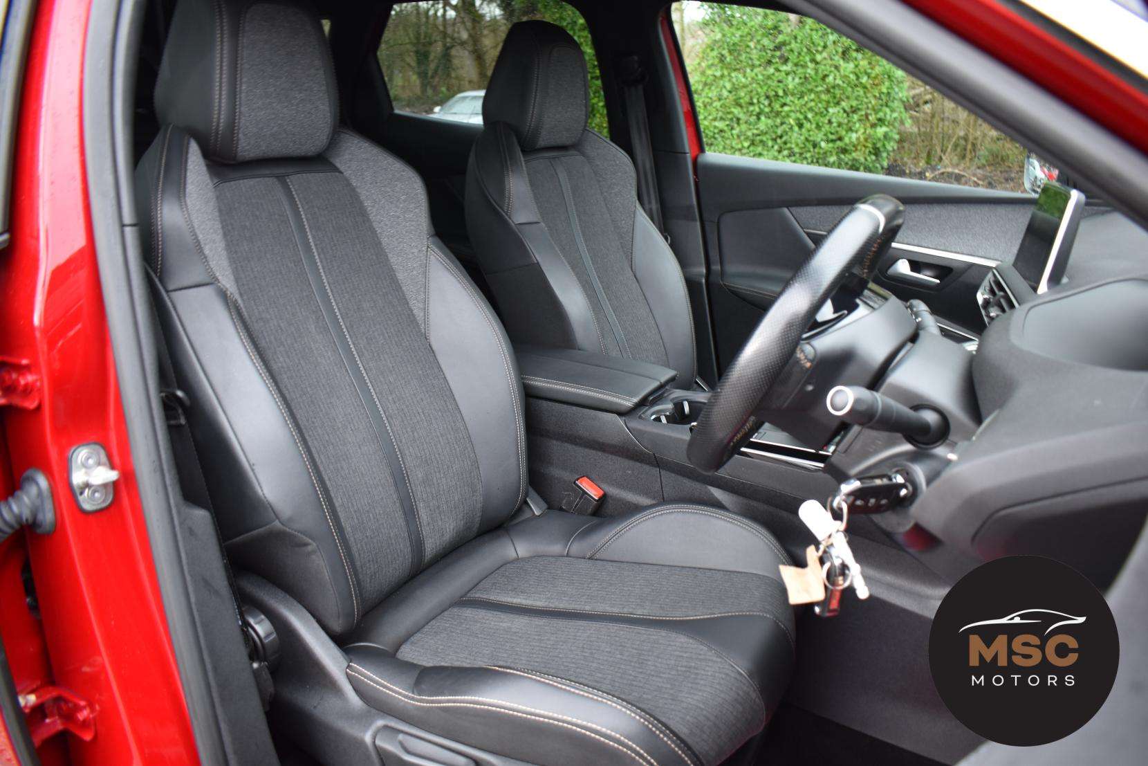 2019 PEUGEOT 3008 2019 PEUGEOT 3008