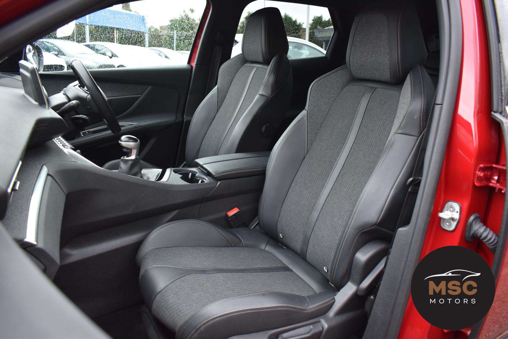 2019 PEUGEOT 3008 2019 PEUGEOT 3008