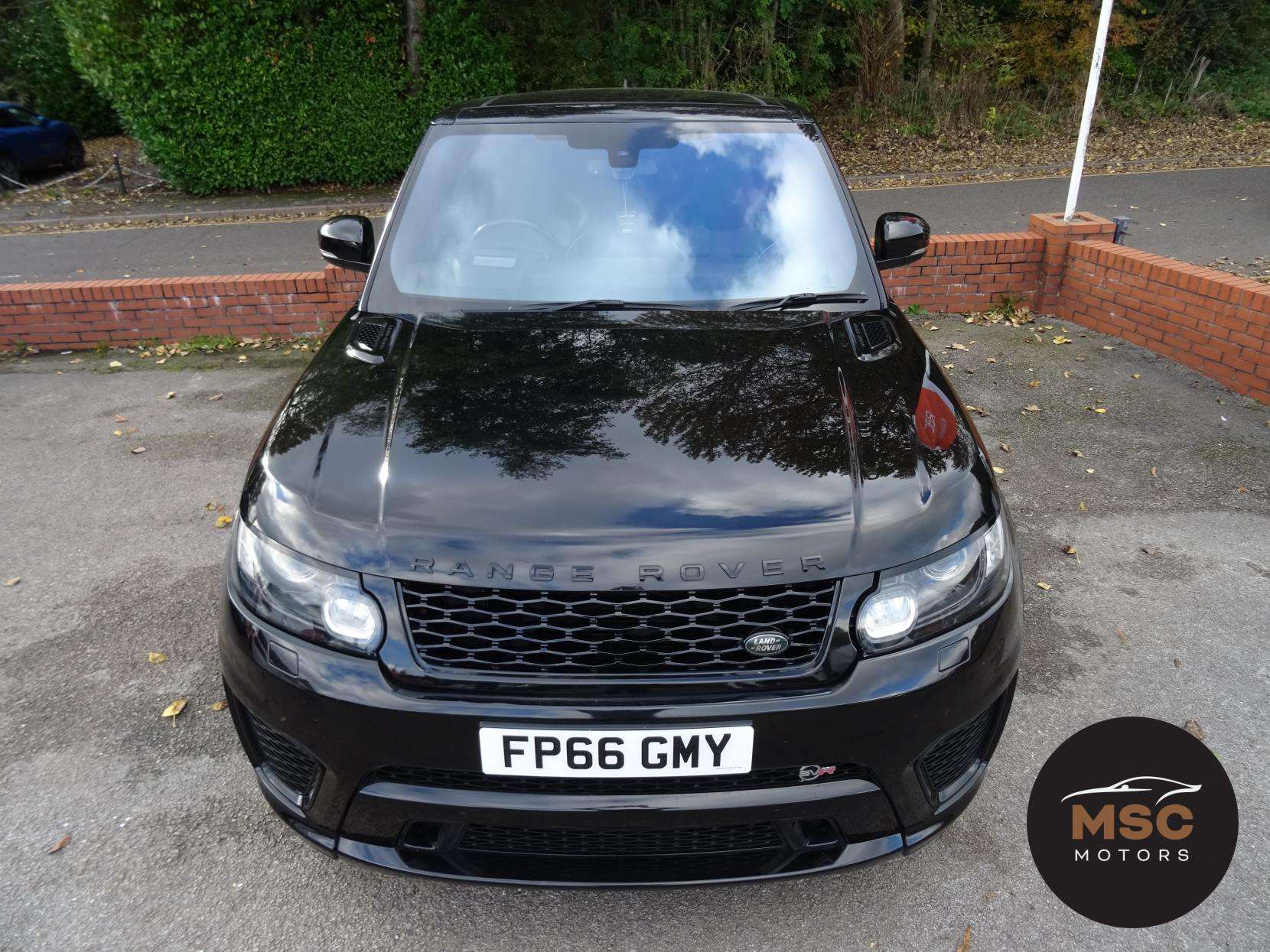 A 2016 LAND ROVER RANGE ROVER SPORT V8 SVR A 2016 LAND ROVER RANGE ROVER SPORT V8 SVR