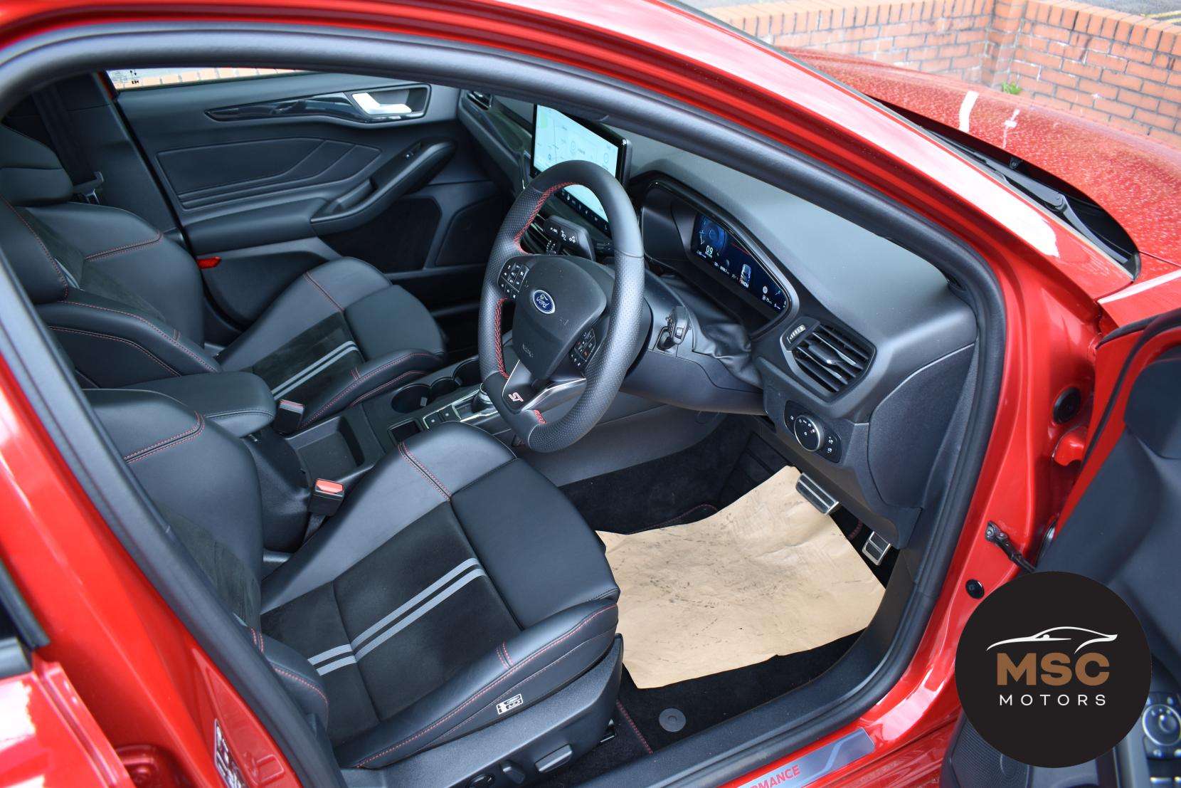 2024 FORD FOCUS 2024 FORD FOCUS