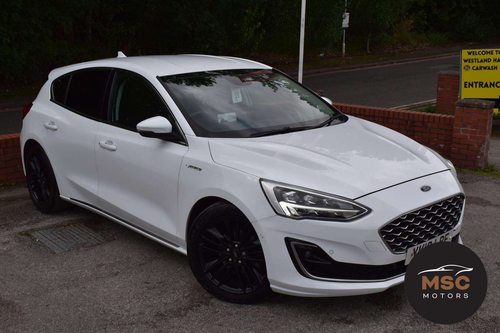 A 2019 FORD FOCUS 1.0T EcoBoost Vignale Hatchback 5dr Petrol Manual Euro 6 (s/s) (125 ps) A 2019 FORD FOCUS 1.0T EcoBoost Vignale Hatchback 5dr Petrol Manual Euro 6 (s/s) (125 ps)