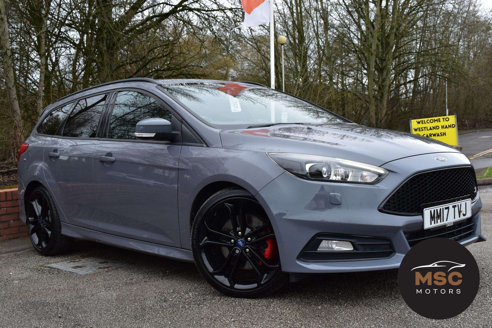 A 2017 FORD FOCUS 2.0 TDCi ST-3 Estate 5dr Diesel Manual Euro 6 (s/s) (185 ps) A 2017 FORD FOCUS 2.0 TDCi ST-3 Estate 5dr Diesel Manual Euro 6 (s/s) (185 ps)