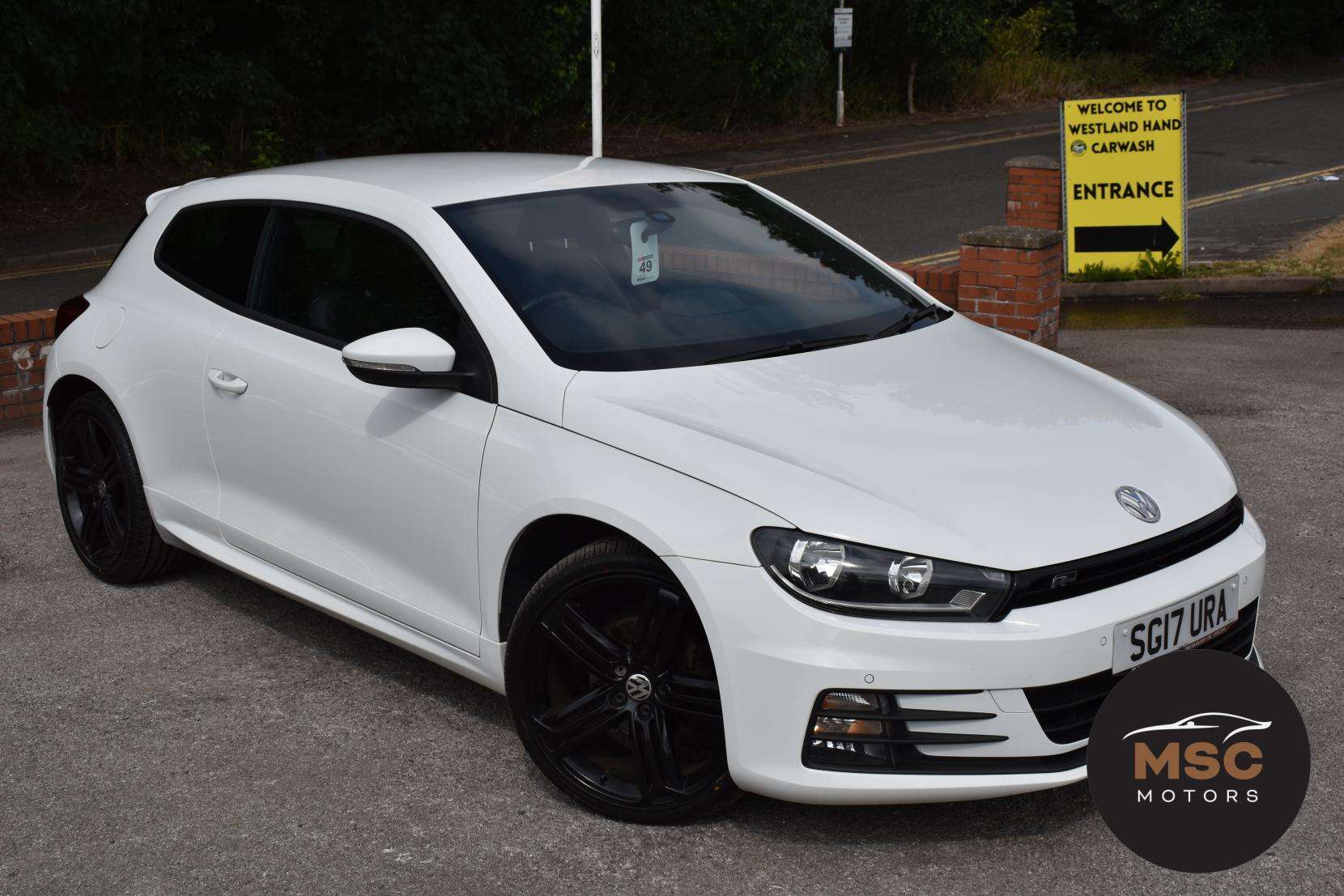 A 2017 VOLKSWAGEN SCIROCCO 2.0 TDI BlueMotion Tech R-Line Hatchback 3dr Diesel Manual Euro 6 (s/s) (150 ps) A 2017 VOLKSWAGEN SCIROCCO 2.0 TDI BlueMotion Tech R-Line Hatchback 3dr Diesel Manual Euro 6 (s/s) (150 ps)