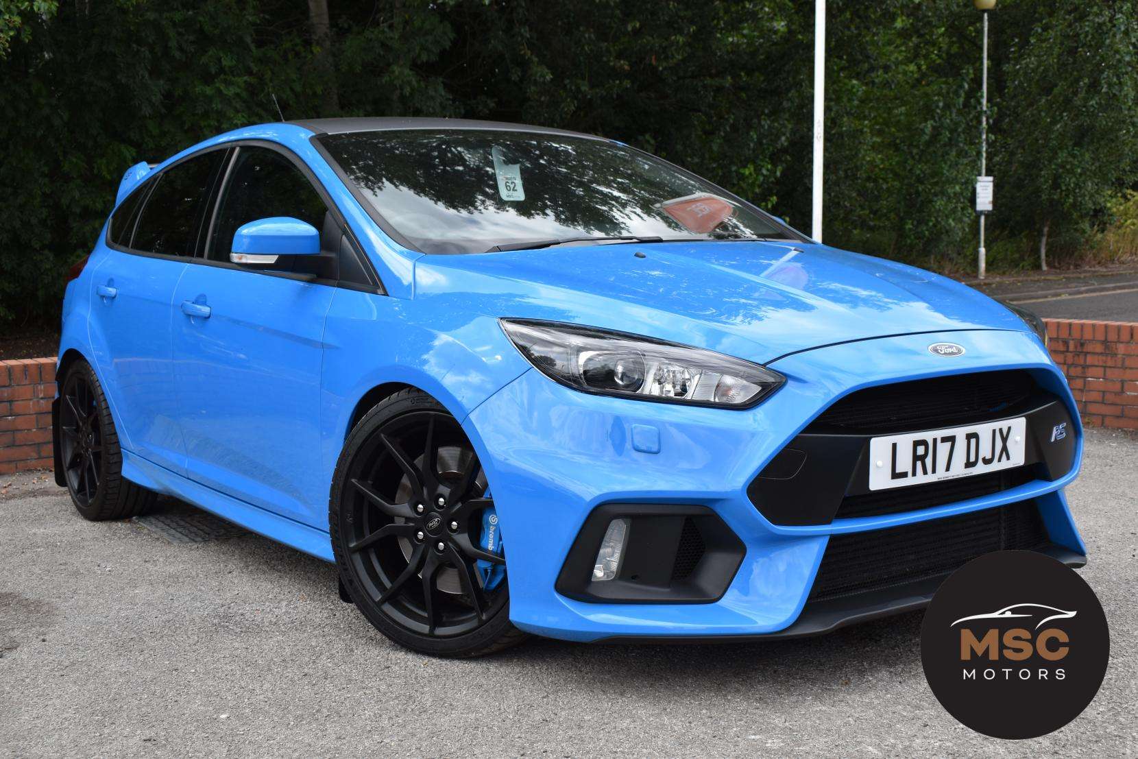 A 2017 FORD FOCUS 2.3T EcoBoost RS Hatchback 5dr Petrol Manual AWD Euro 6 (s/s) (350 ps) A 2017 FORD FOCUS 2.3T EcoBoost RS Hatchback 5dr Petrol Manual AWD Euro 6 (s/s) (350 ps)