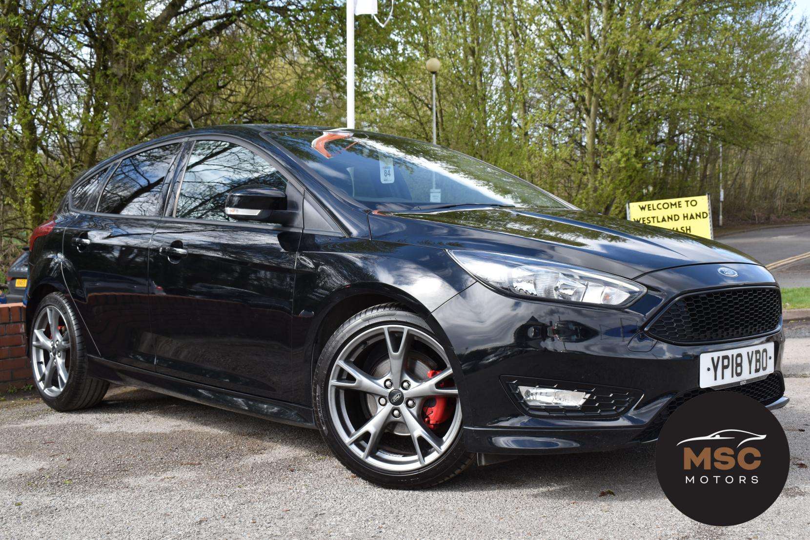 A 2018 FORD FOCUS 1.0T EcoBoost ST-Line X Hatchback 5dr Petrol Manual Euro 6 (s/s) (140 ps) A 2018 FORD FOCUS 1.0T EcoBoost ST-Line X Hatchback 5dr Petrol Manual Euro 6 (s/s) (140 ps)