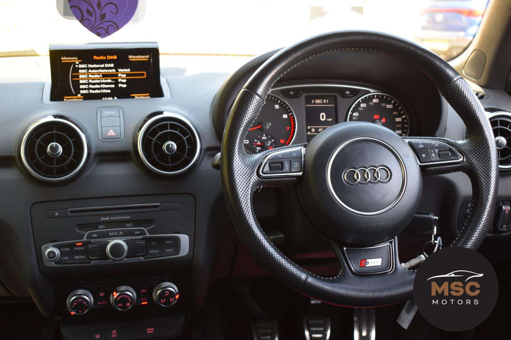2016 AUDI A1 2016 AUDI A1