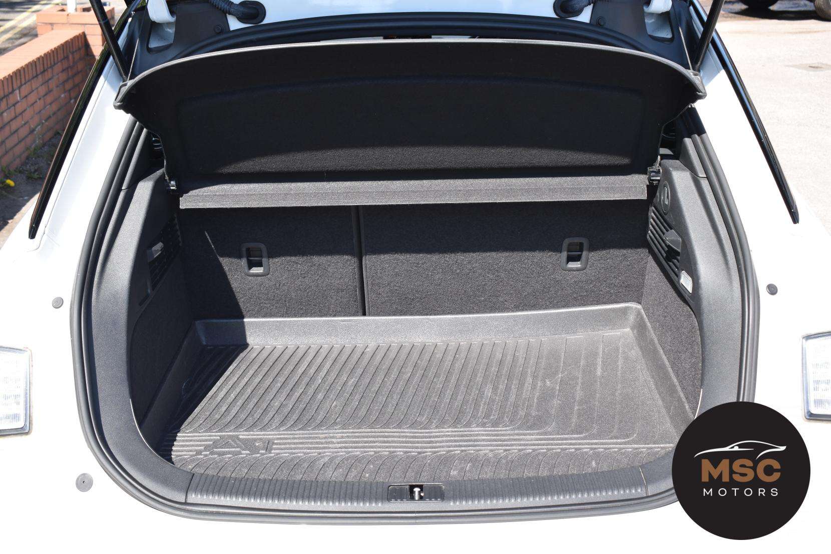 2016 AUDI A1 2016 AUDI A1