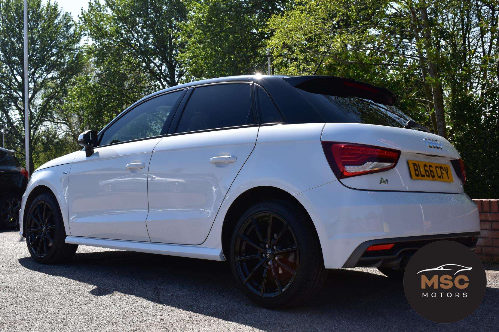 2016 AUDI A1 2016 AUDI A1