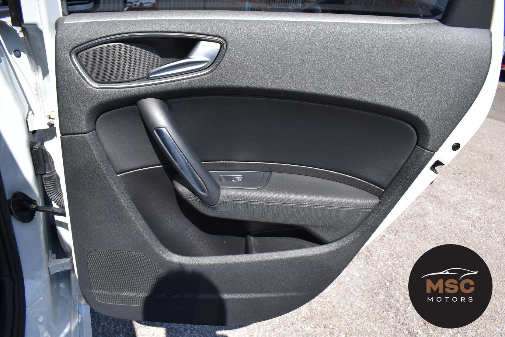 2016 AUDI A1 2016 AUDI A1