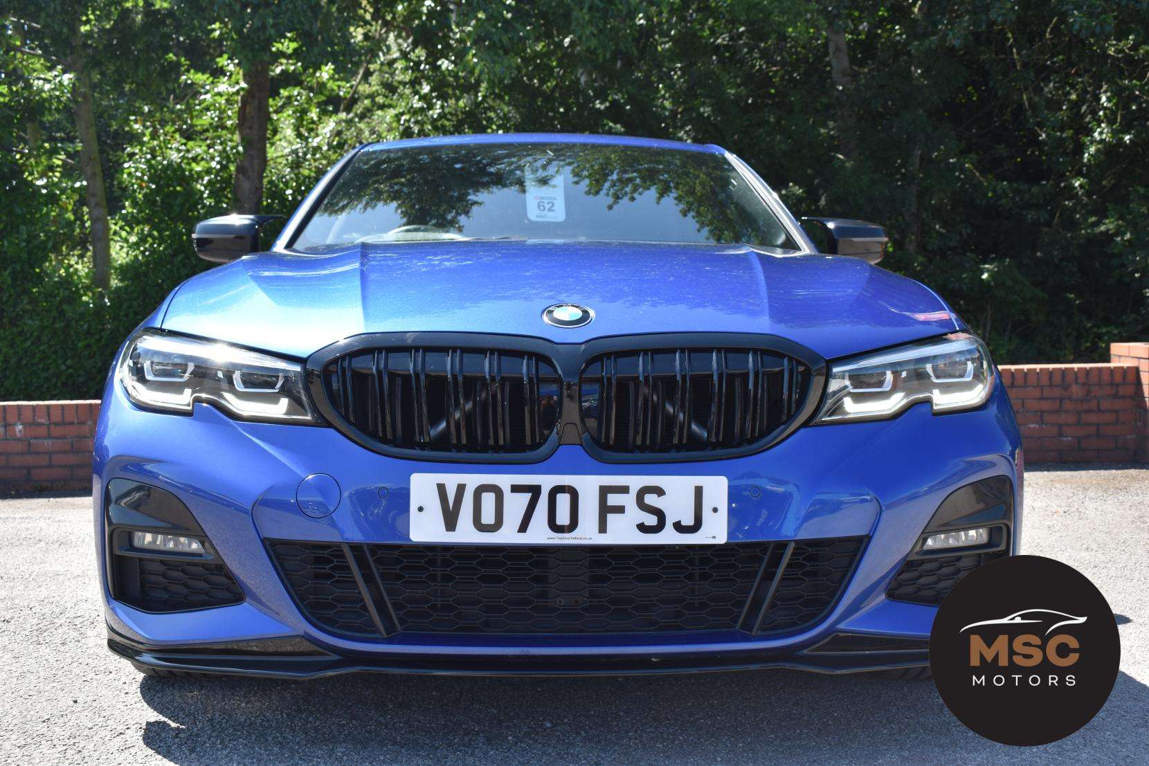 A 2020 BMW 3 SERIES 2.0 330e 12kWh M Sport Saloon 4dr Petrol Plug-in Hybrid Auto Euro 6 (s/s) (292 ps) A 2020 BMW 3 SERIES 2.0 330e 12kWh M Sport Saloon 4dr Petrol Plug-in Hybrid Auto Euro 6 (s/s) (292 ps)