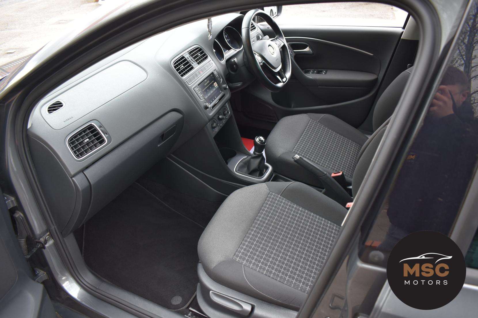 2017 VOLKSWAGEN POLO 2017 VOLKSWAGEN POLO