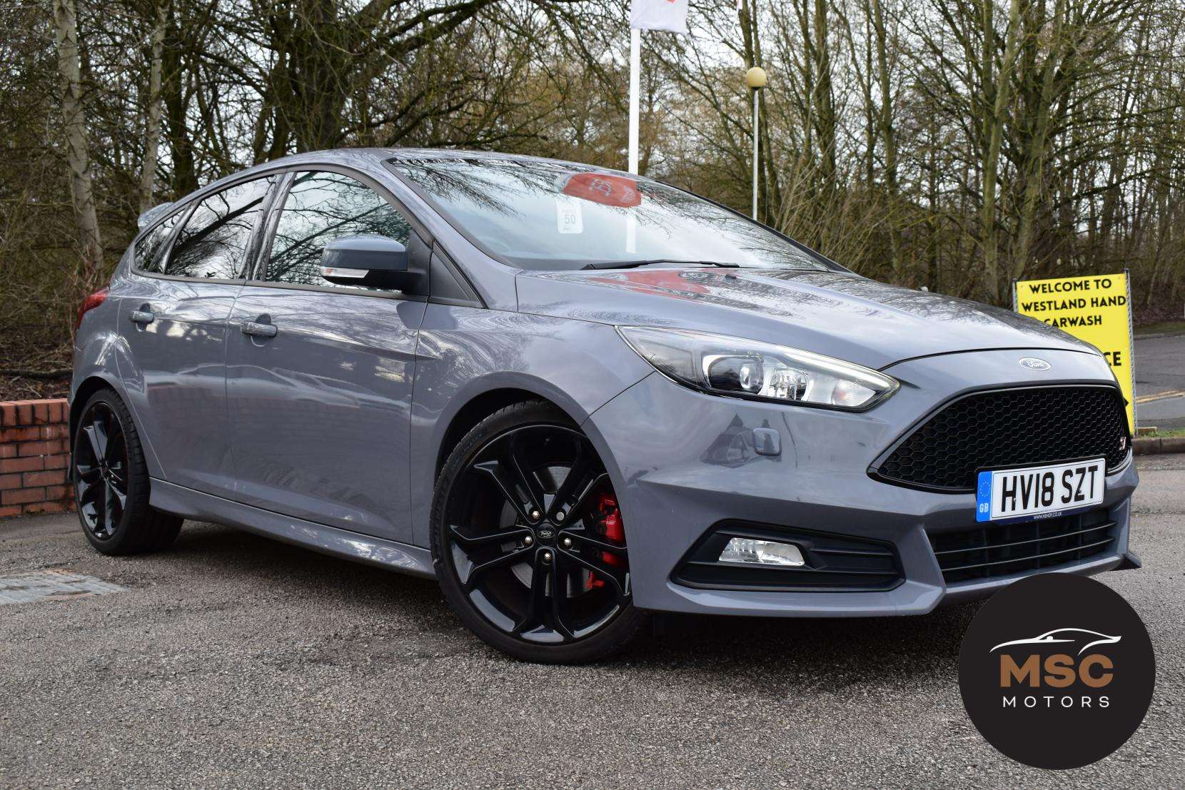 A 2018 FORD FOCUS 2.0T EcoBoost ST-3 Hatchback 5dr Petrol Manual Euro 6 (s/s) (250 ps) A 2018 FORD FOCUS 2.0T EcoBoost ST-3 Hatchback 5dr Petrol Manual Euro 6 (s/s) (250 ps)