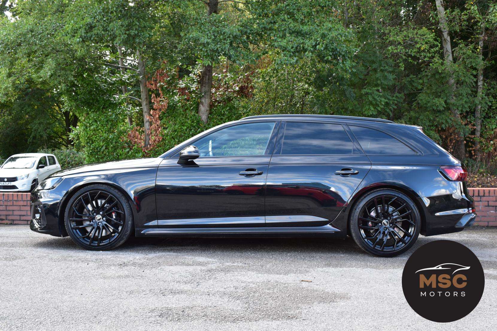 2022 AUDI RS4 AVANT 2022 AUDI RS4 AVANT