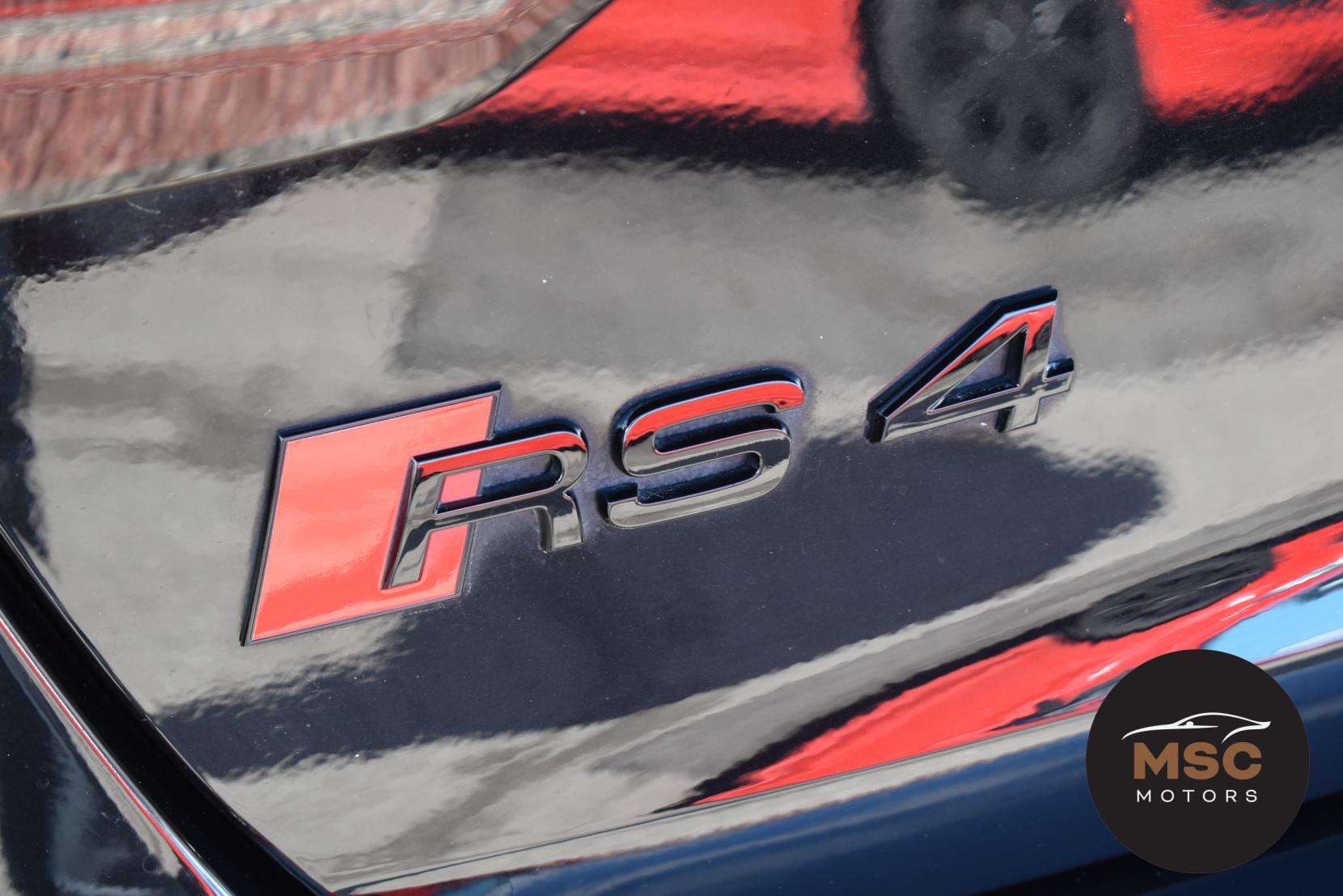 2022 AUDI RS4 AVANT 2022 AUDI RS4 AVANT