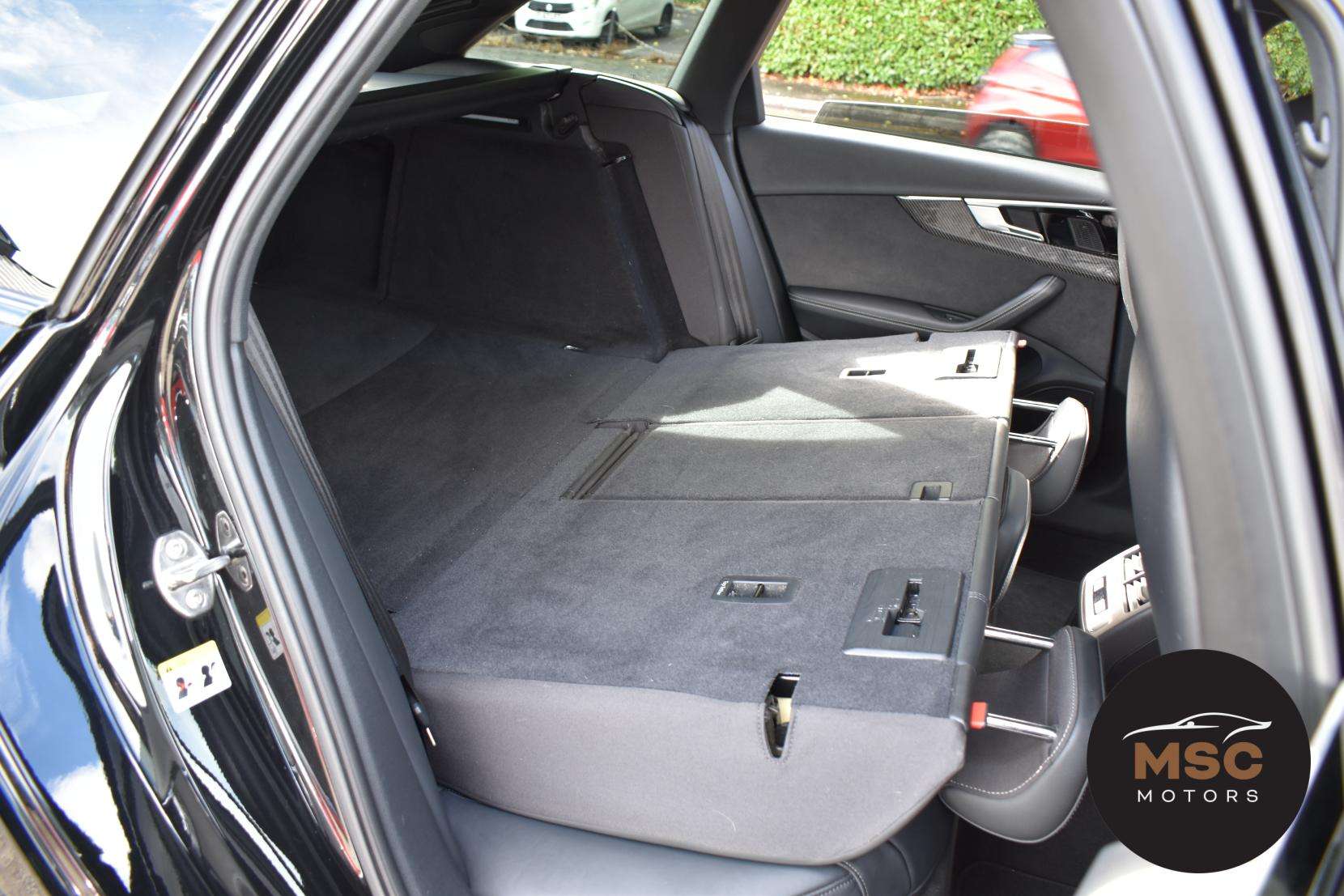 2022 AUDI RS4 AVANT 2022 AUDI RS4 AVANT