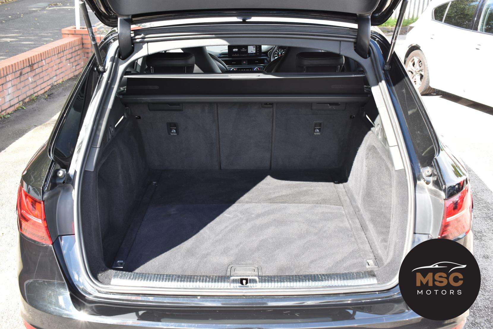 2022 AUDI RS4 AVANT 2022 AUDI RS4 AVANT