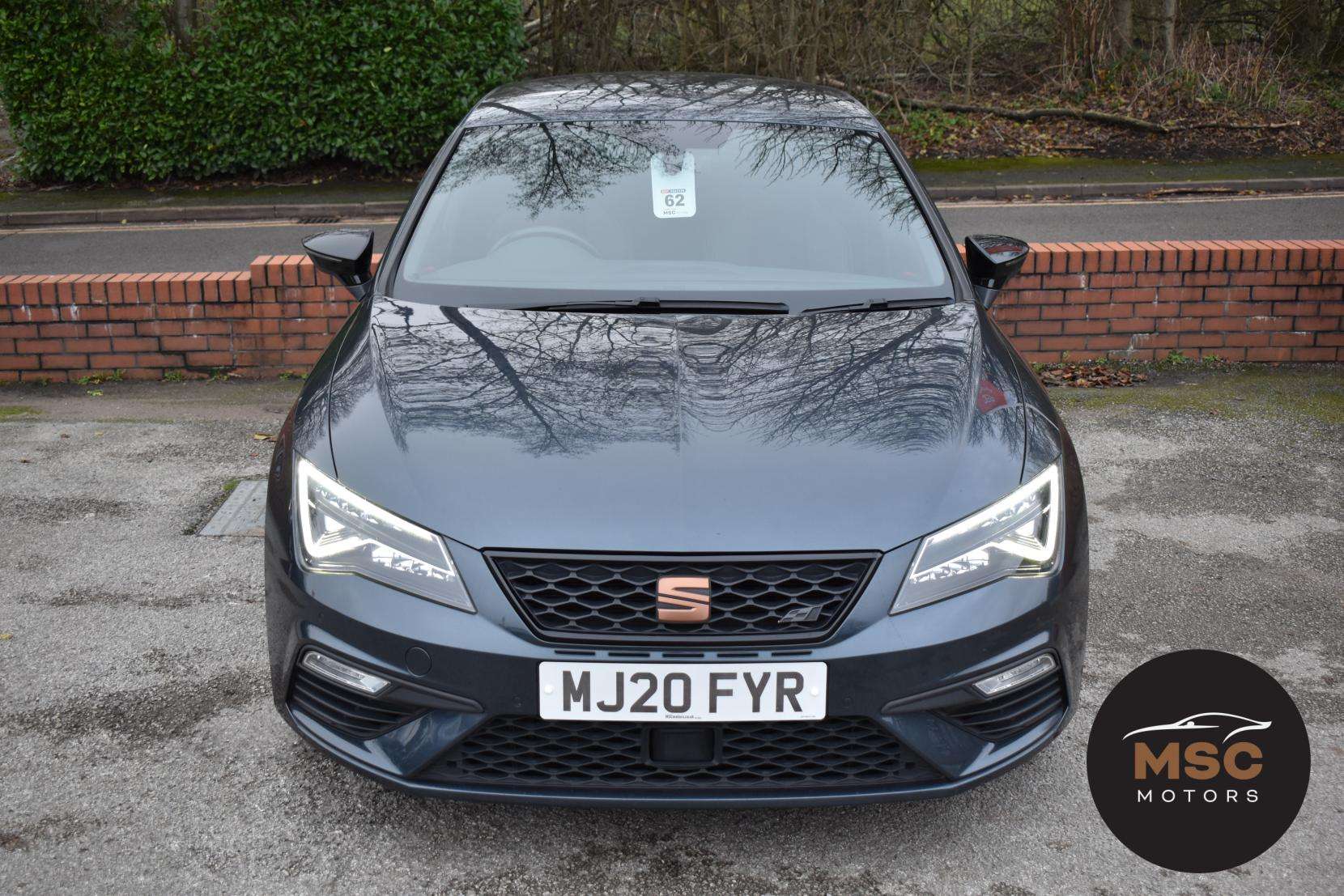 A 2020 SEAT LEON 2.0 TSI Cupra 290 Lux Hatchback 5dr Petrol DSG Euro 6 (s/s) (290 ps) A 2020 SEAT LEON 2.0 TSI Cupra 290 Lux Hatchback 5dr Petrol DSG Euro 6 (s/s) (290 ps)