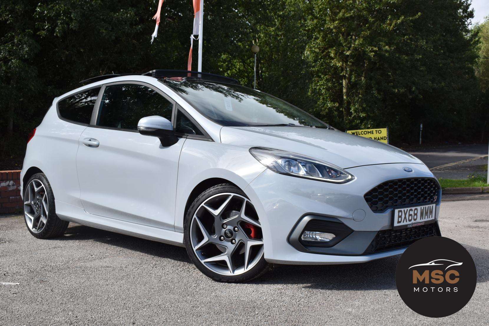 A 2018 FORD FIESTA 1.5T EcoBoost ST-3 Hatchback 3dr Petrol Manual Euro 6 (200 ps) A 2018 FORD FIESTA 1.5T EcoBoost ST-3 Hatchback 3dr Petrol Manual Euro 6 (200 ps)