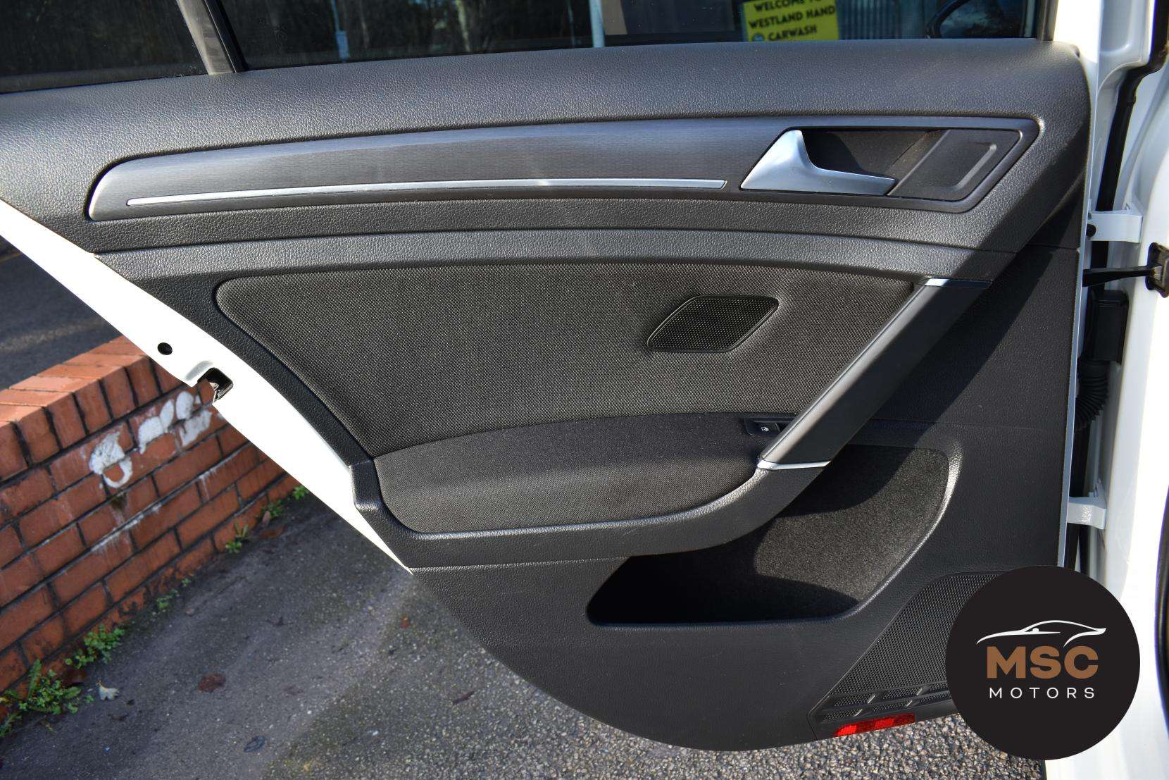 2017 VOLKSWAGEN GOLF 2017 VOLKSWAGEN GOLF