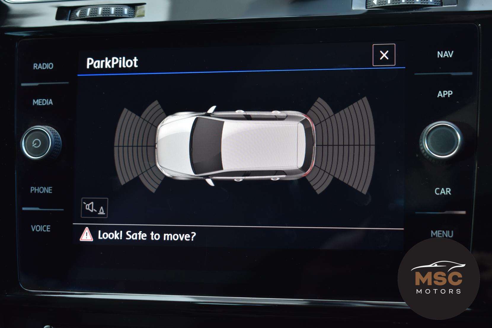 2017 VOLKSWAGEN GOLF 2017 VOLKSWAGEN GOLF