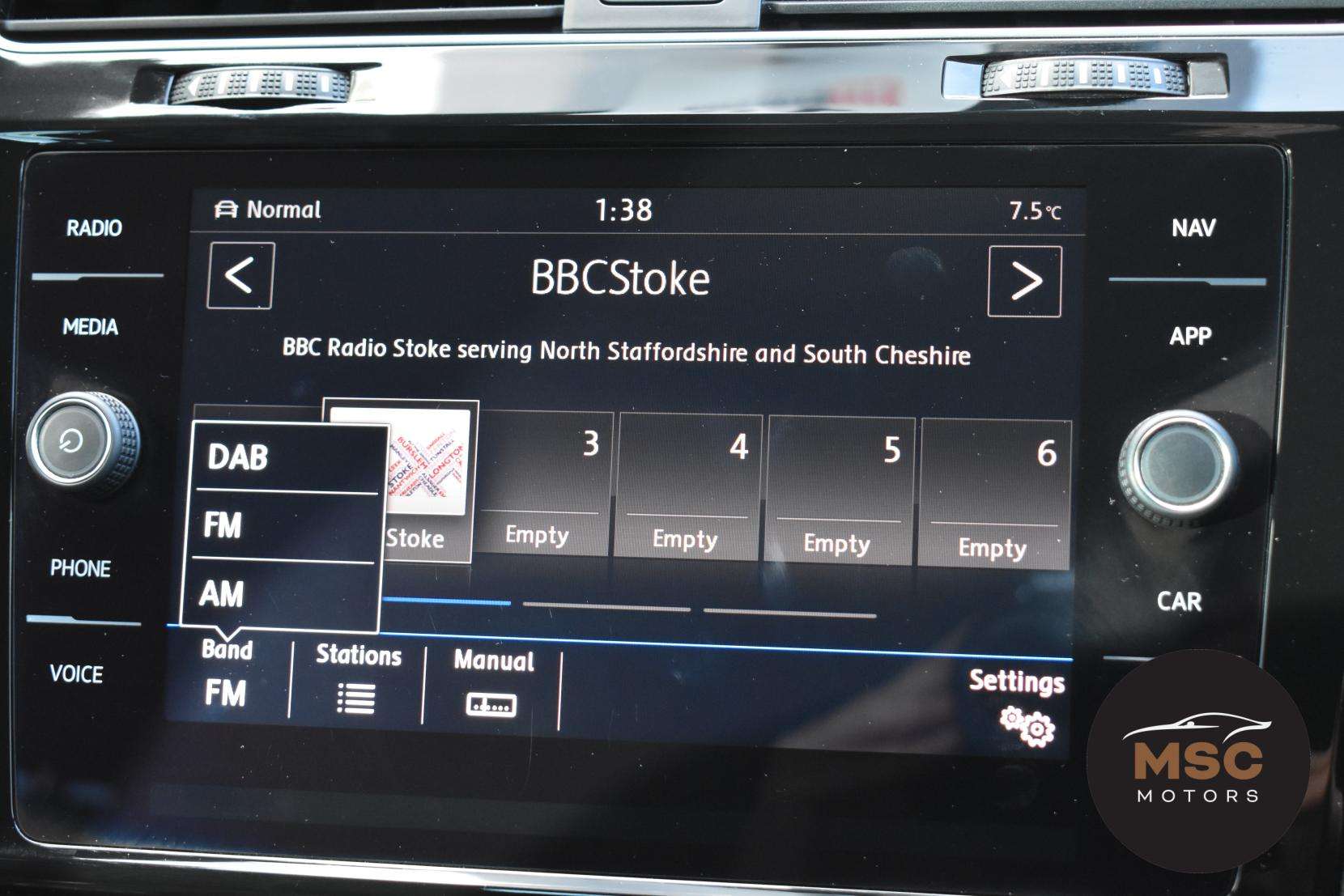 2017 VOLKSWAGEN GOLF 2017 VOLKSWAGEN GOLF