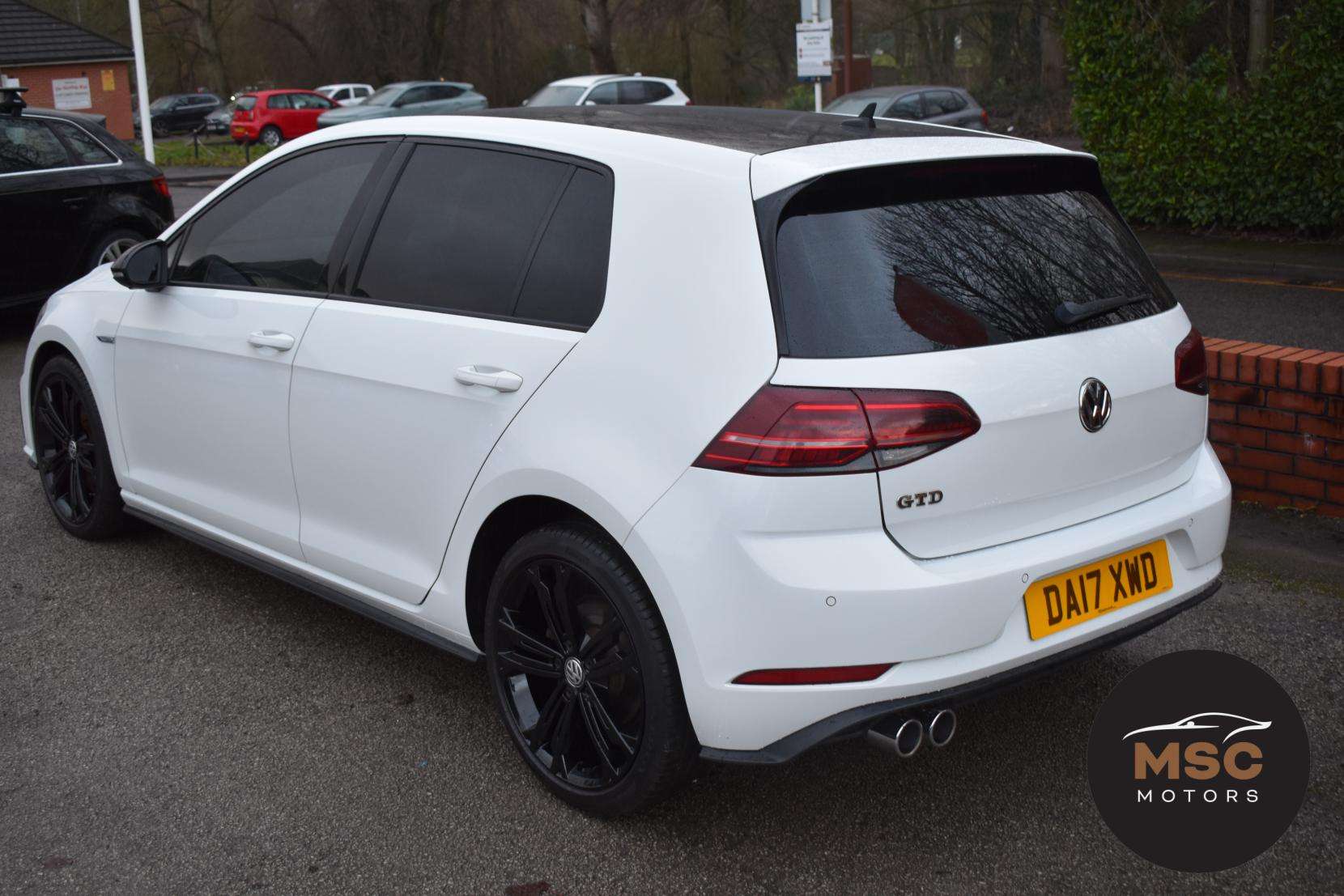 2017 VOLKSWAGEN GOLF 2017 VOLKSWAGEN GOLF