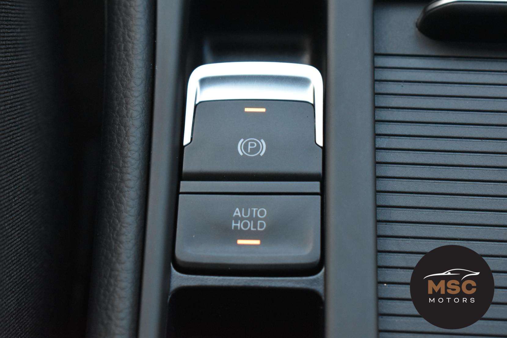 2017 VOLKSWAGEN GOLF 2017 VOLKSWAGEN GOLF