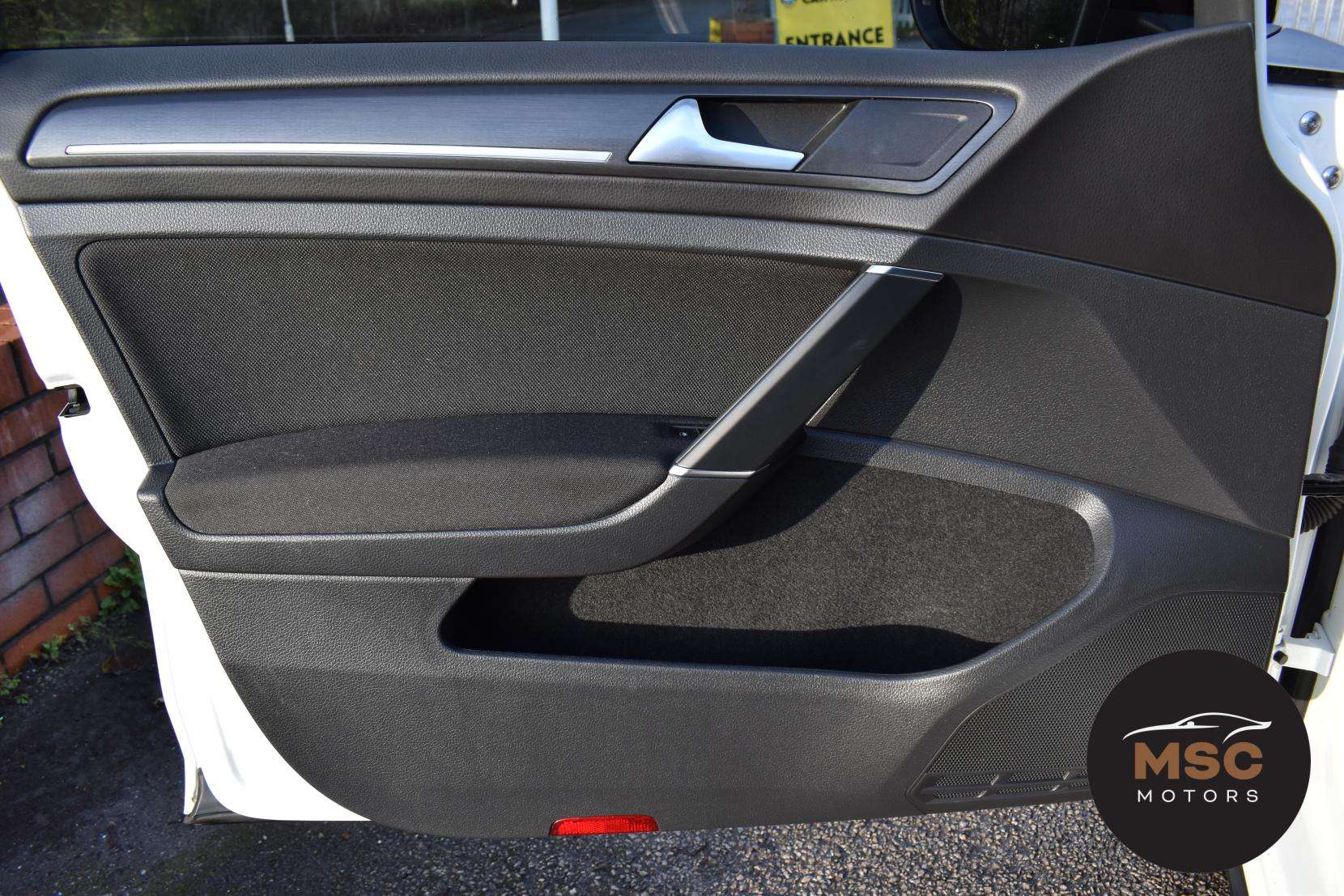 2017 VOLKSWAGEN GOLF 2017 VOLKSWAGEN GOLF